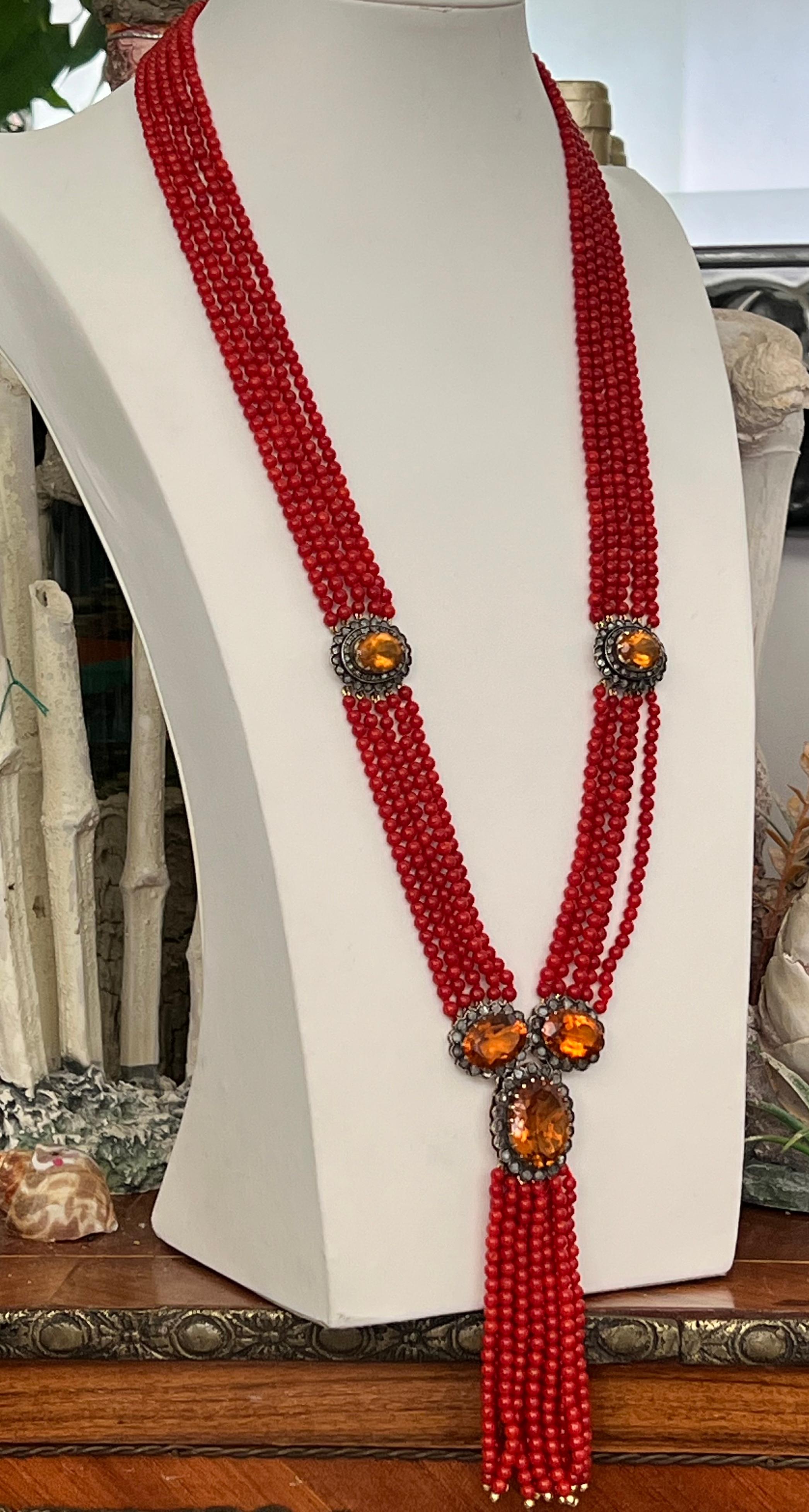 Mehrreihige Halskette mit Koralle Citrin Diamanten 14 Karat Gelbgold Verschluss im Zustand „Neu“ im Angebot in Marcianise, IT
