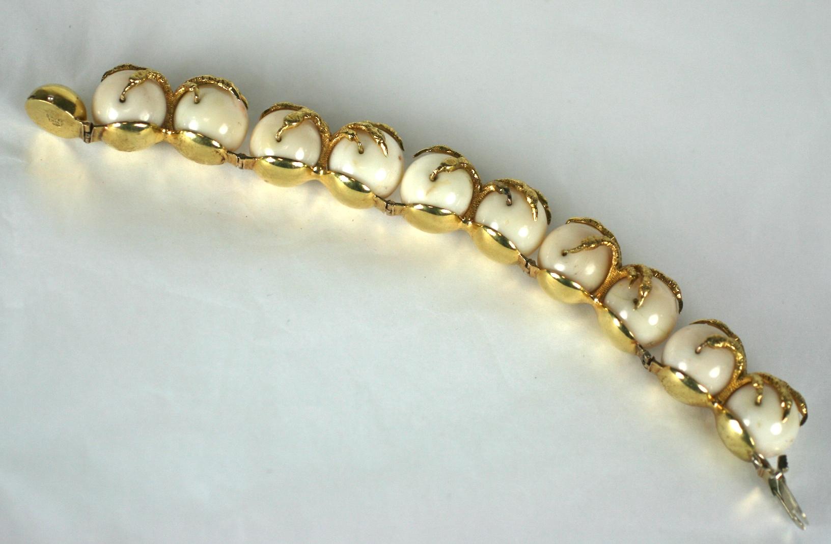 Bracciale The Claw di corallo In condizioni buone in vendita a Riverdale, NY