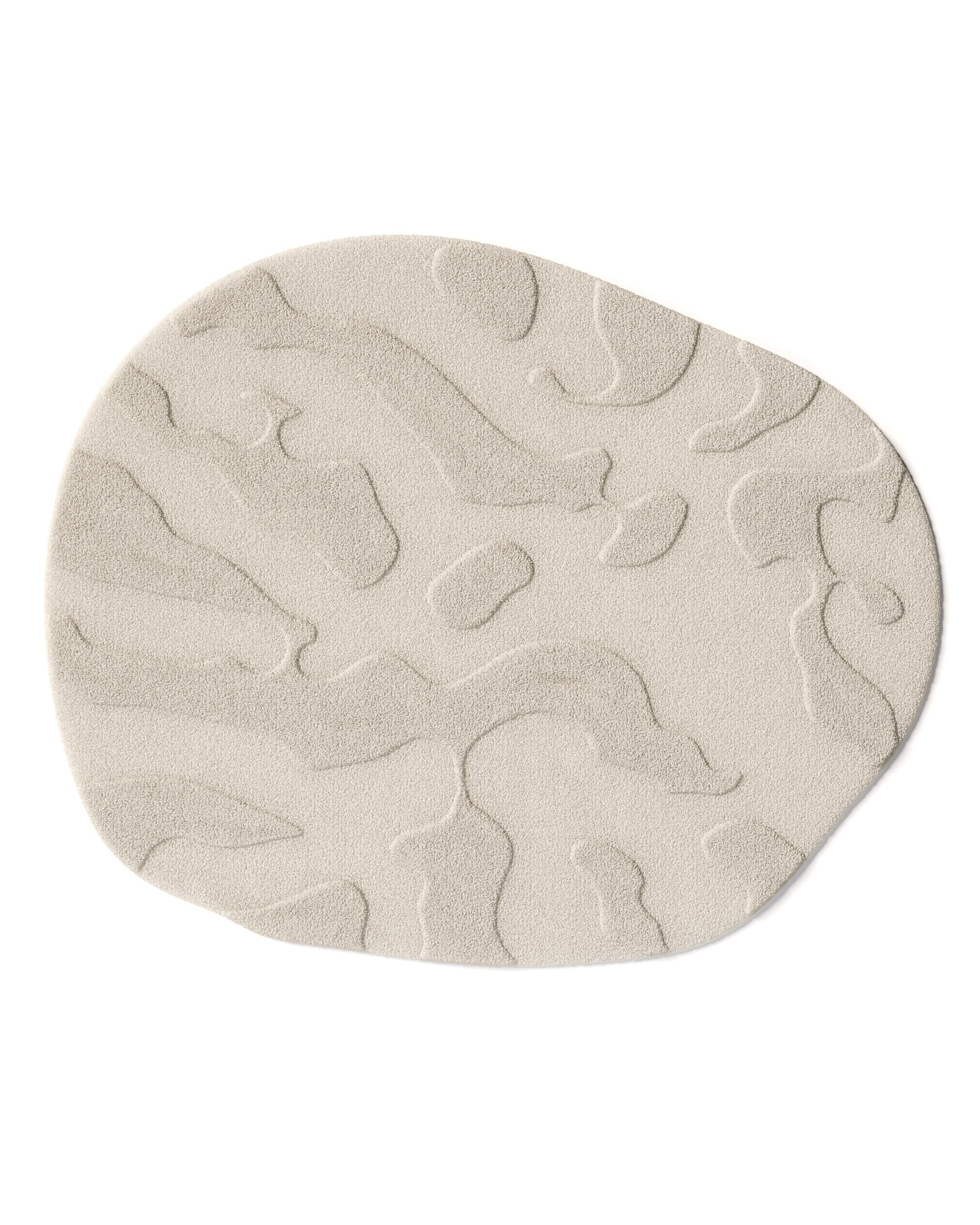 The Coral rug has an organic shape and can be custom-made

Nylon waste, otherwise polluting the Earth, is transformed into ECONYL regenerated nylon. It’s exactly the same as brand new nylon and can be recycled, recreated and remoulded again and