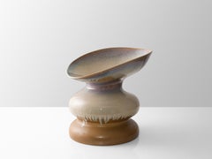 Coral Cream Wave Ceramic Chair by Forma Rosa Studio