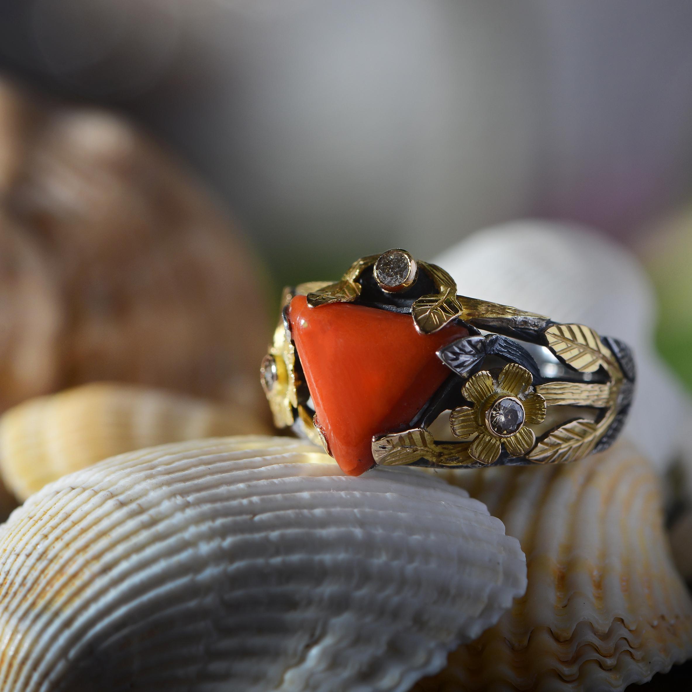 Contemporary Coral Diamond 18 Karat Gold Silver Statement Ring For Sale