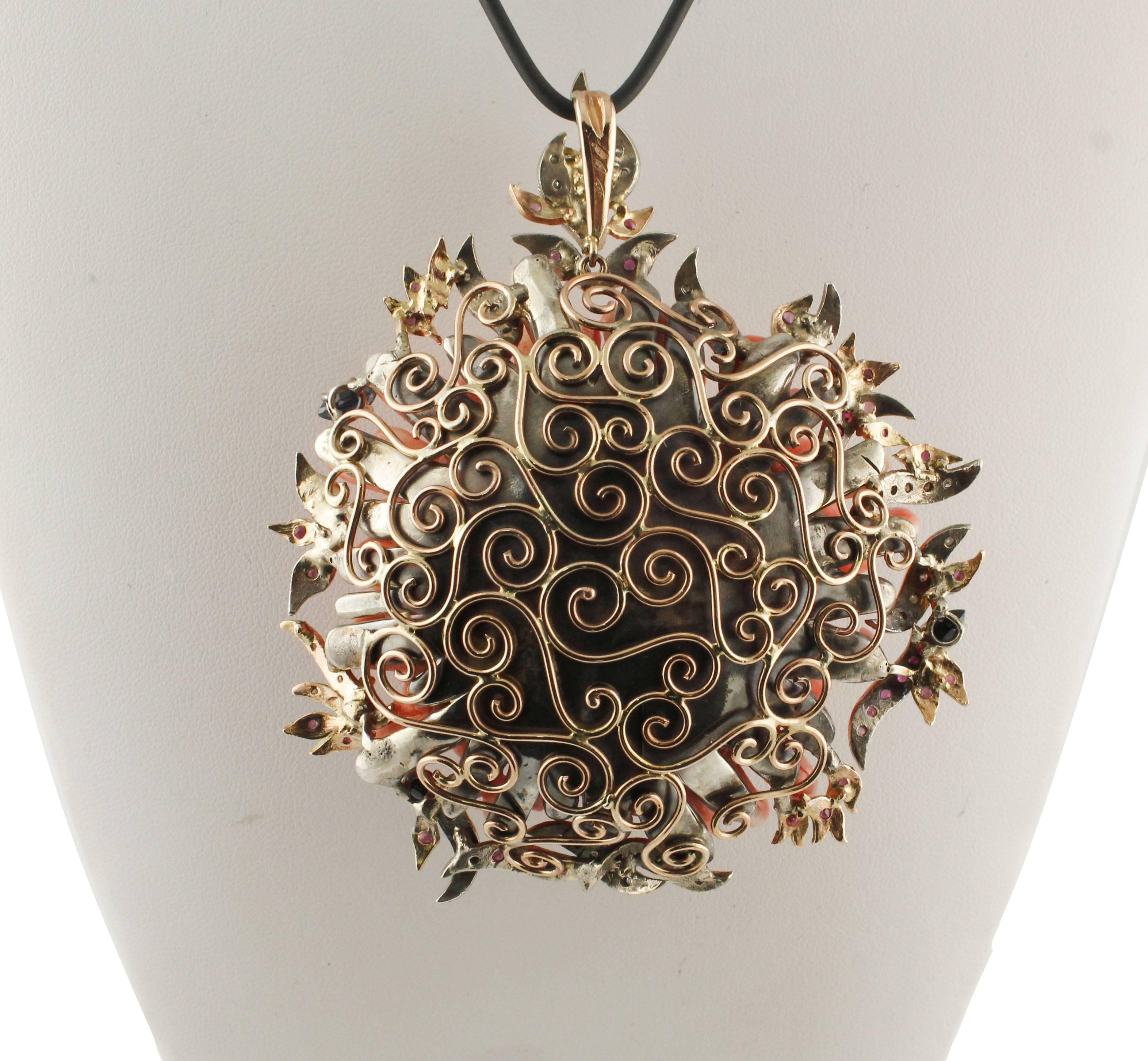Orange/Red Corals, Diamonds, Rubies, Sapphires, Rose Gold/Silver Pendant Necklace In Good Condition In Marcianise, Marcianise (CE)