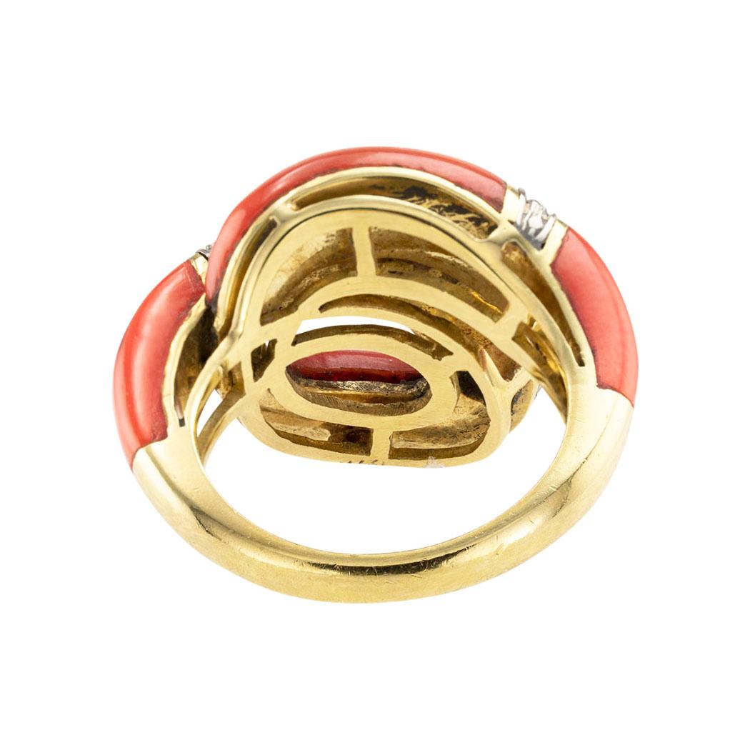 Women's Coral Diamond Yellow Gold Ring