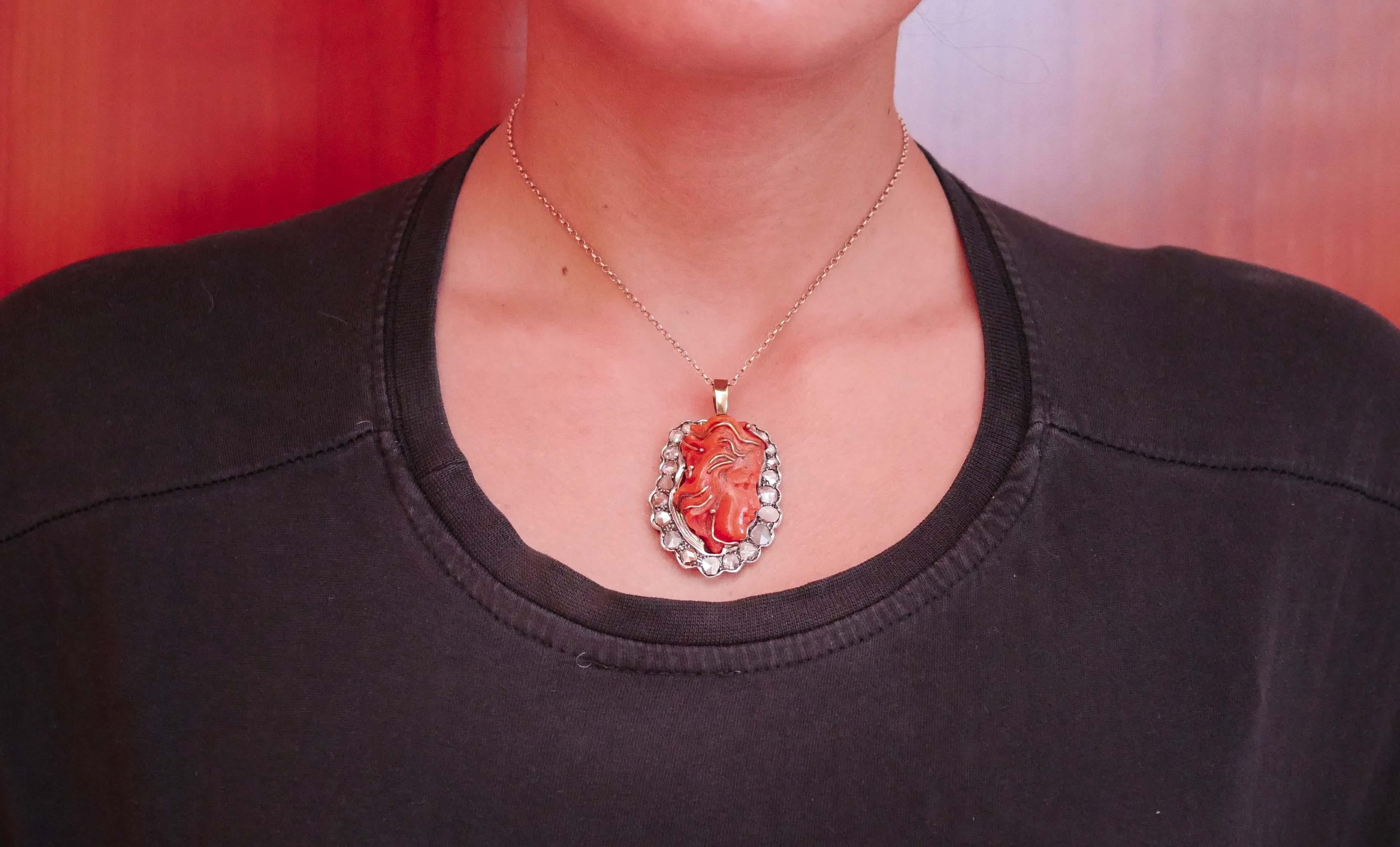 Coral, Diamonds, 14 Karat Rose Gold and Silver Pendant. In Good Condition For Sale In Marcianise, Marcianise (CE)