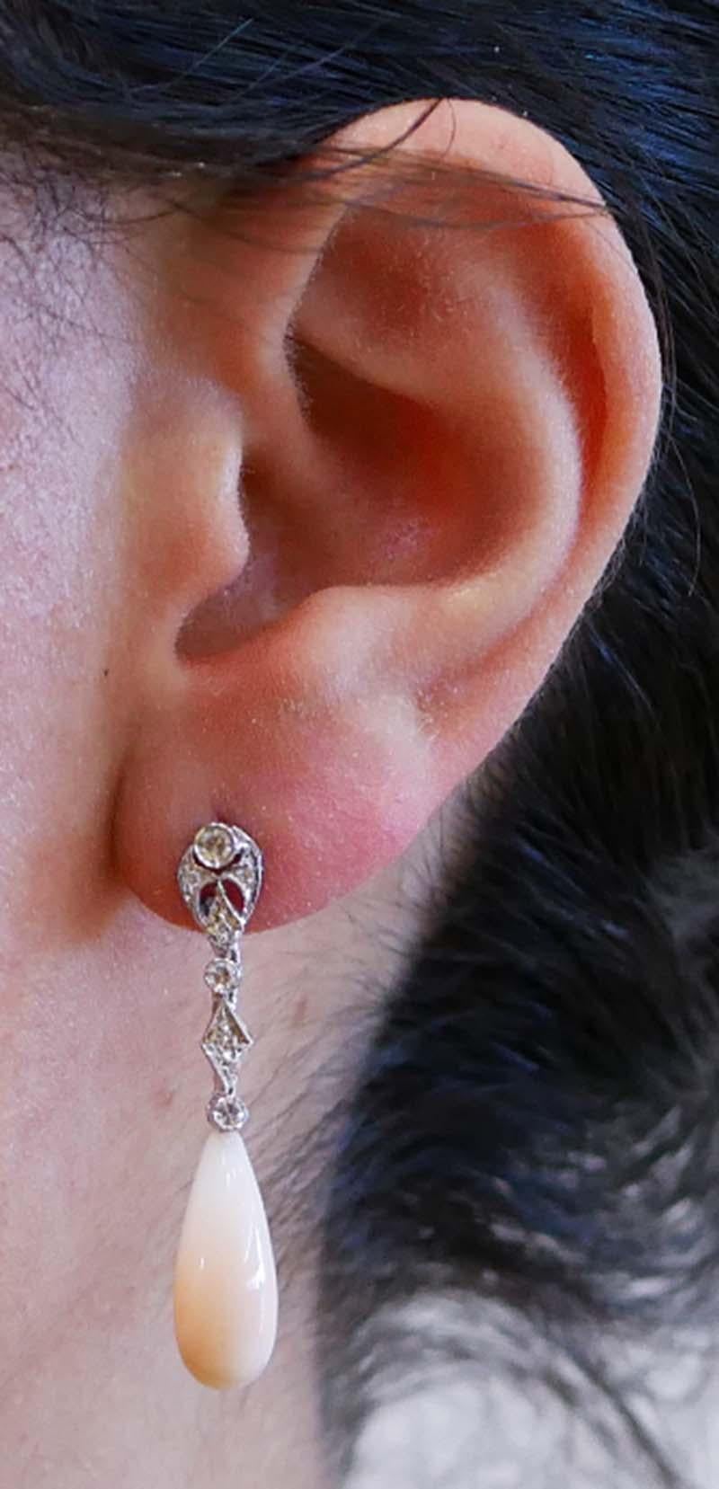 Pendientes de coral, diamantes y oro blanco de 14 quilates. en Bueno Estado en Marcianise, Marcianise (CE)