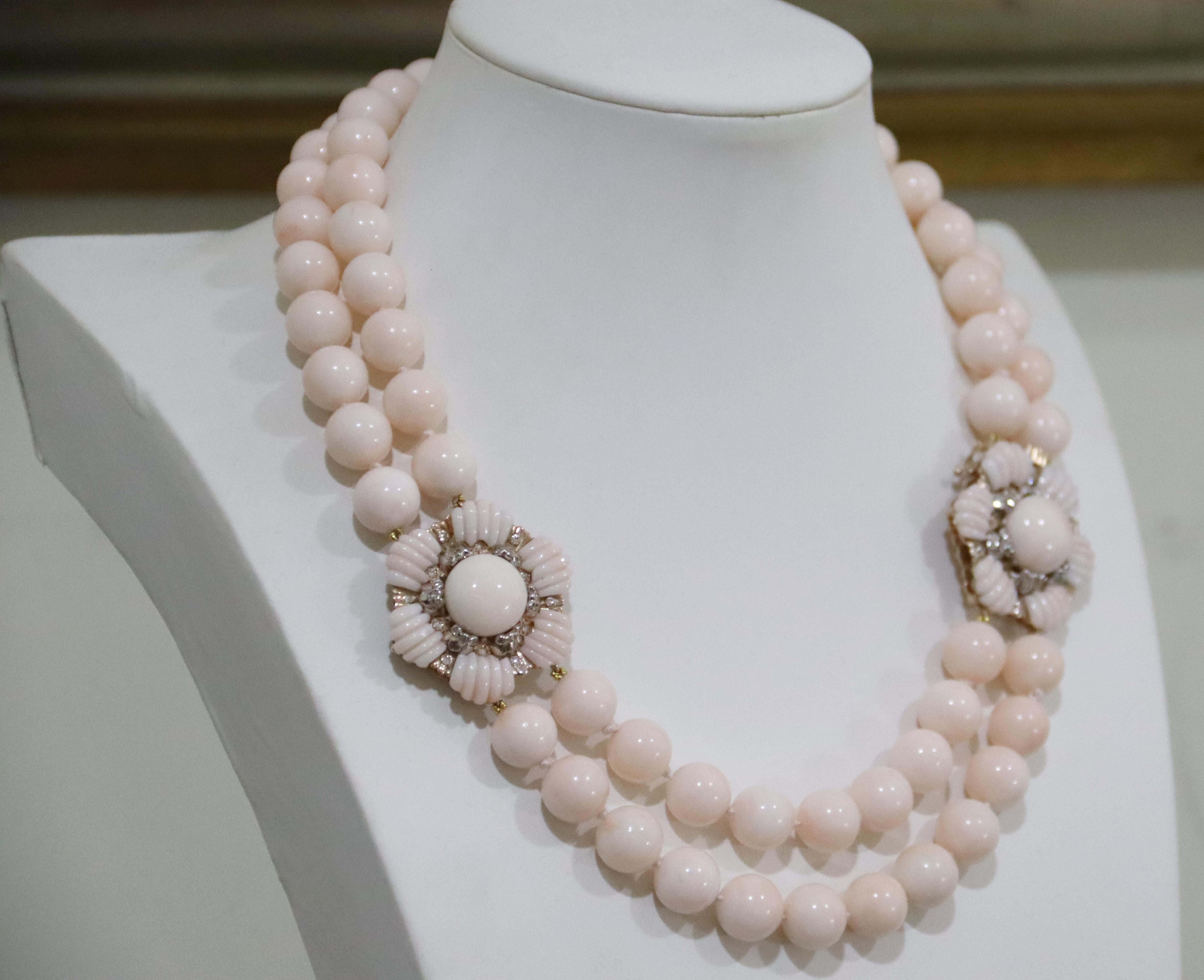 Coral Diamonds 14 Karat Yellow Gold Beaded Necklace en venta 2