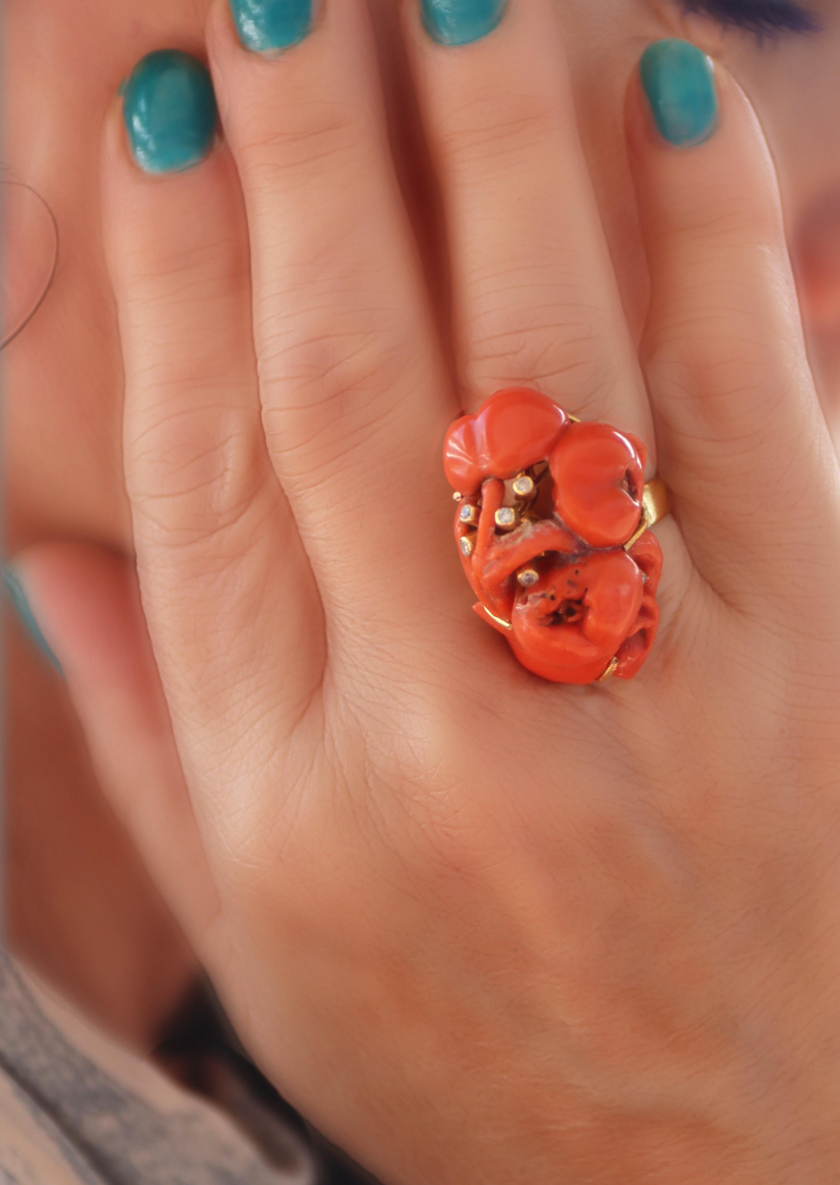 Coral Diamonds 14 Karat Yellow Gold Cocktail Ring For Sale 1