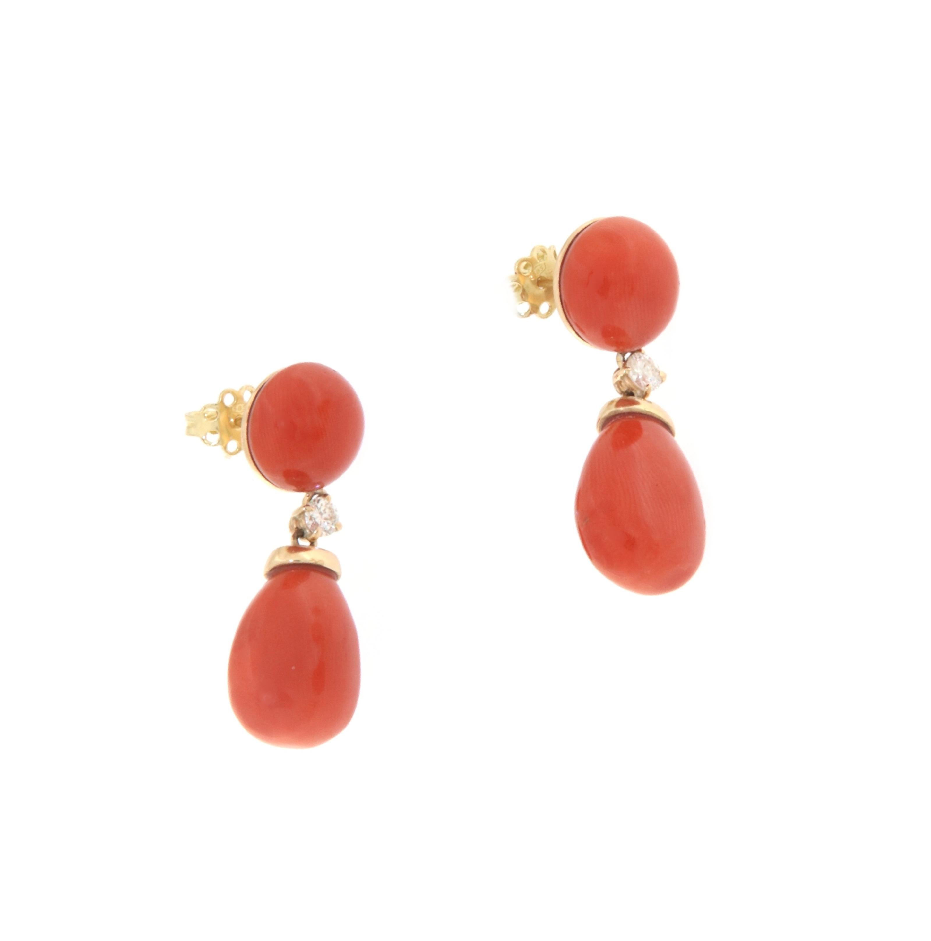 Pendientes de gota de oro amarillo de 14 quilates con diamantes de coral en Nuevo estado para la venta en Marcianise, IT