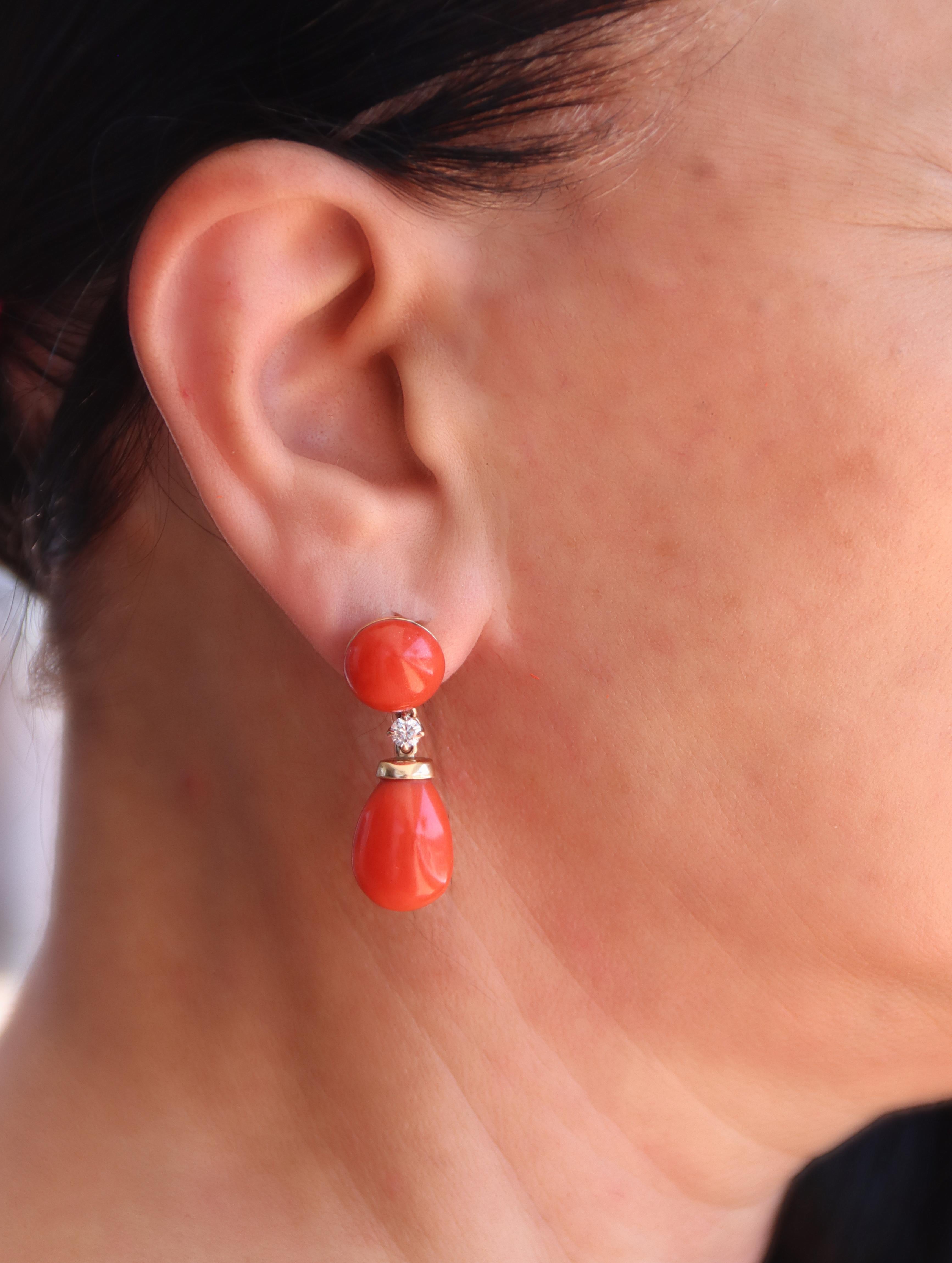 Pendientes de gota de oro amarillo de 14 quilates con diamantes de coral en venta 1