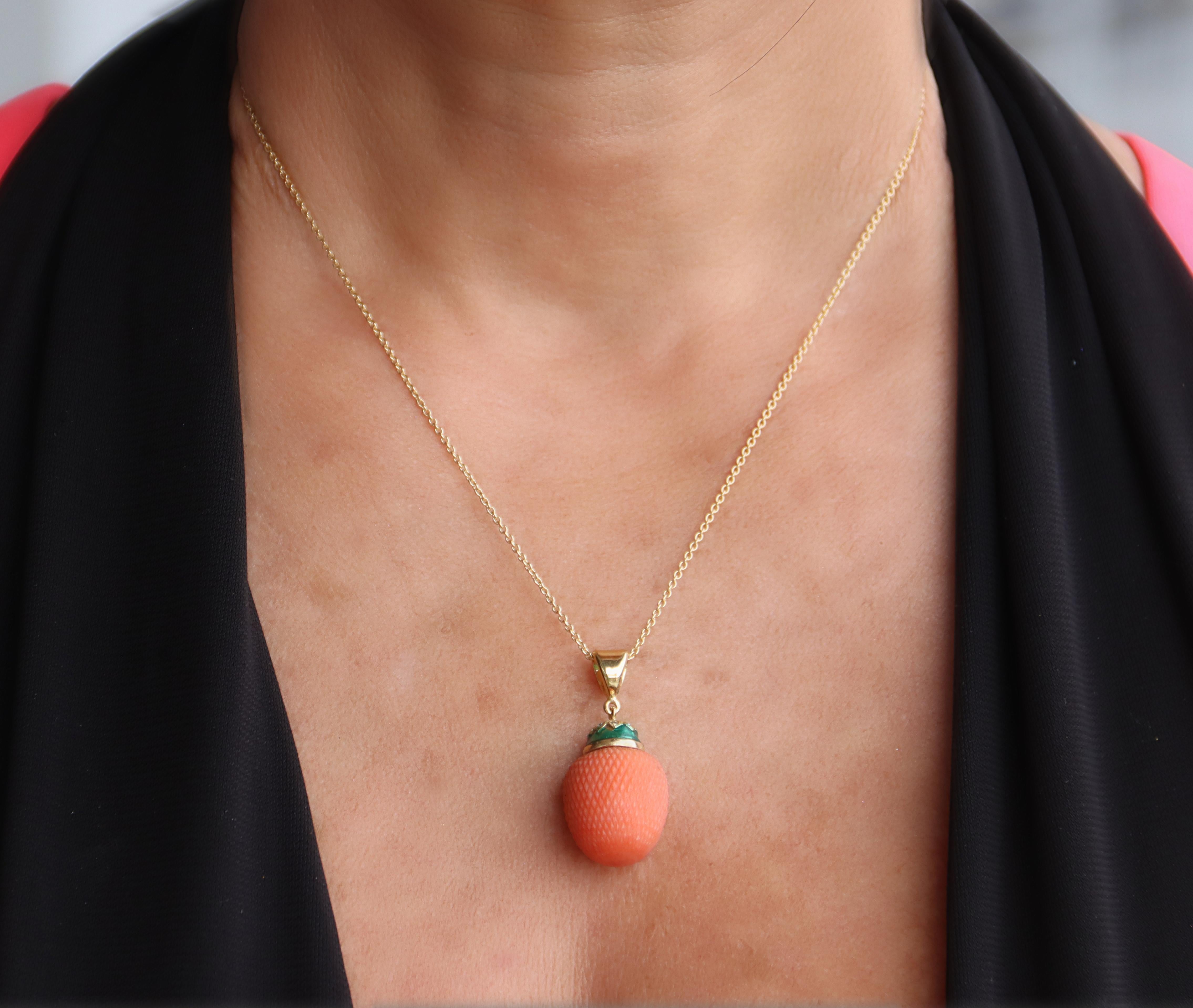 Coral Diamonds 14 Karat Yellow Gold Pendant Necklace For Sale 6