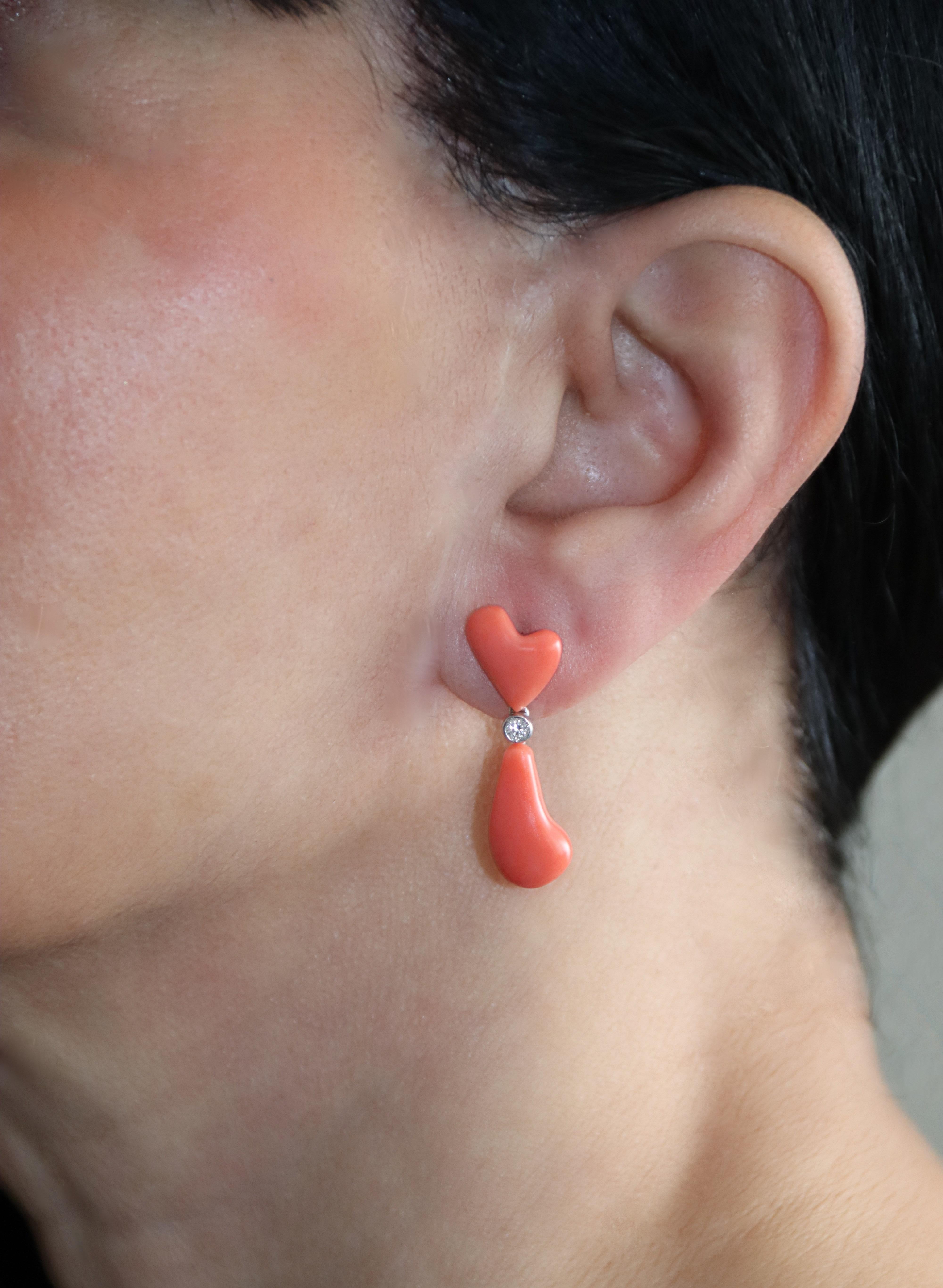 Coral Diamonds 18 Karat White Gold Drop Earrings For Sale 4