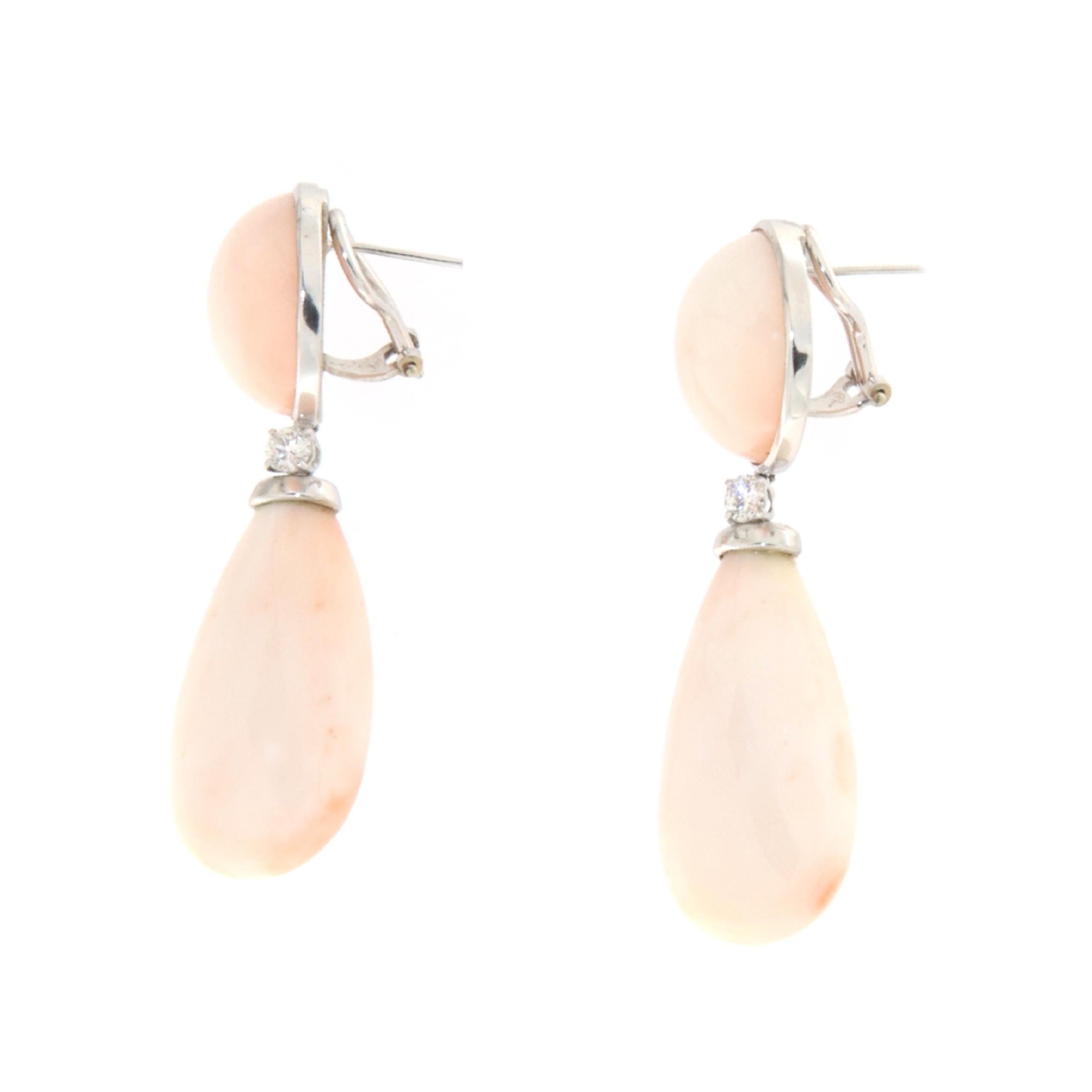 Brilliant Cut Coral Diamonds 18 Karat White Gold Drop Earrings