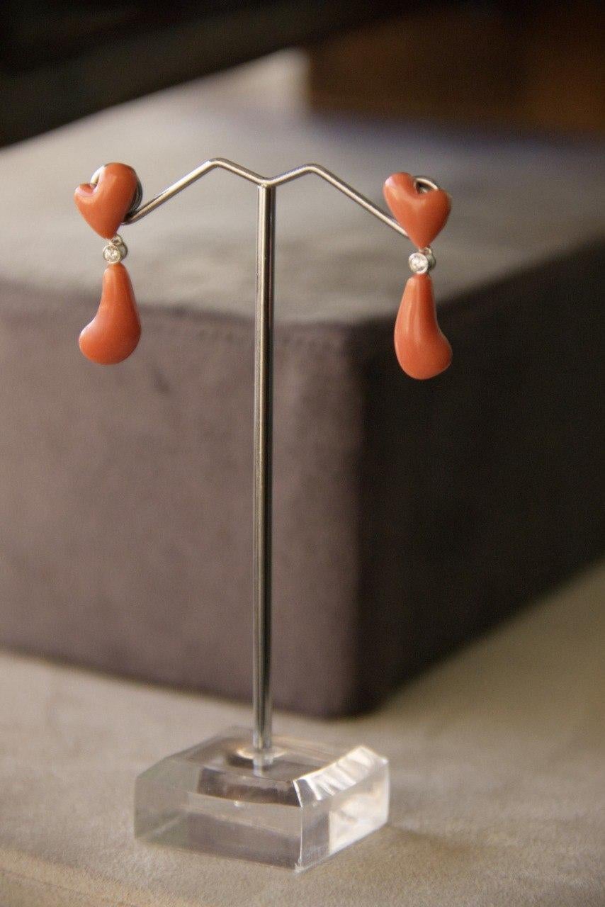 Women's or Men's Coral Diamonds 18 Karat White Gold Drop Earrings For Sale