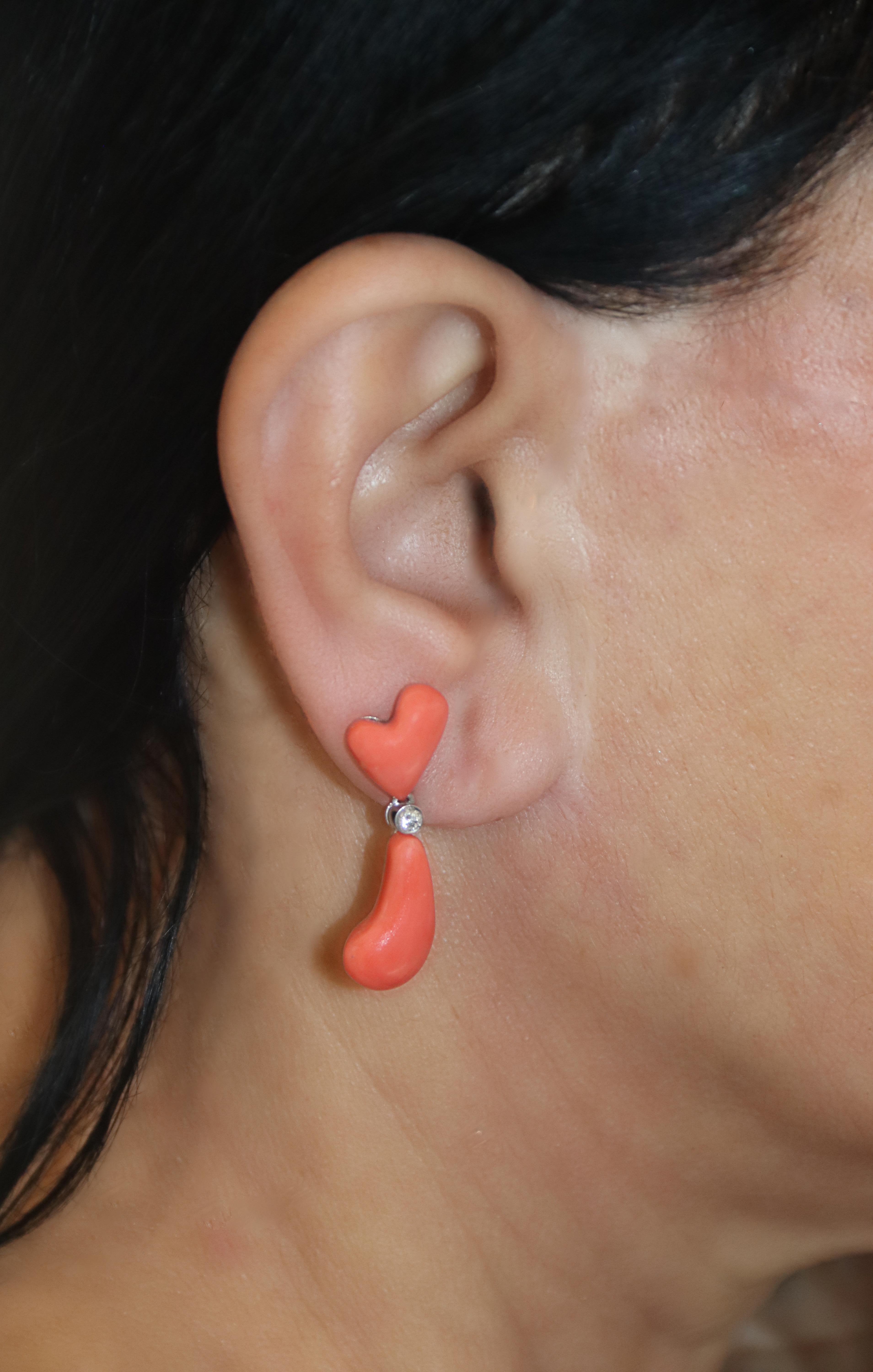 Coral Diamonds 18 Karat White Gold Drop Earrings For Sale 1