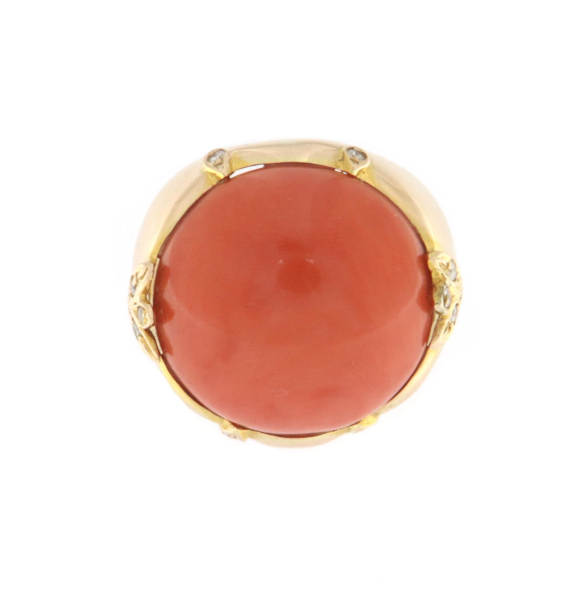 Brilliant Cut Coral Diamonds 18 Karat Yellow Gold Cocktail Ring For Sale