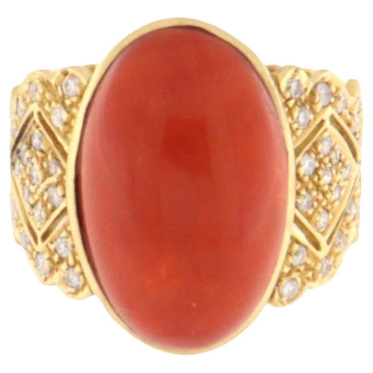 Anello Cocktail in oro giallo 18 carati con diamanti corallo