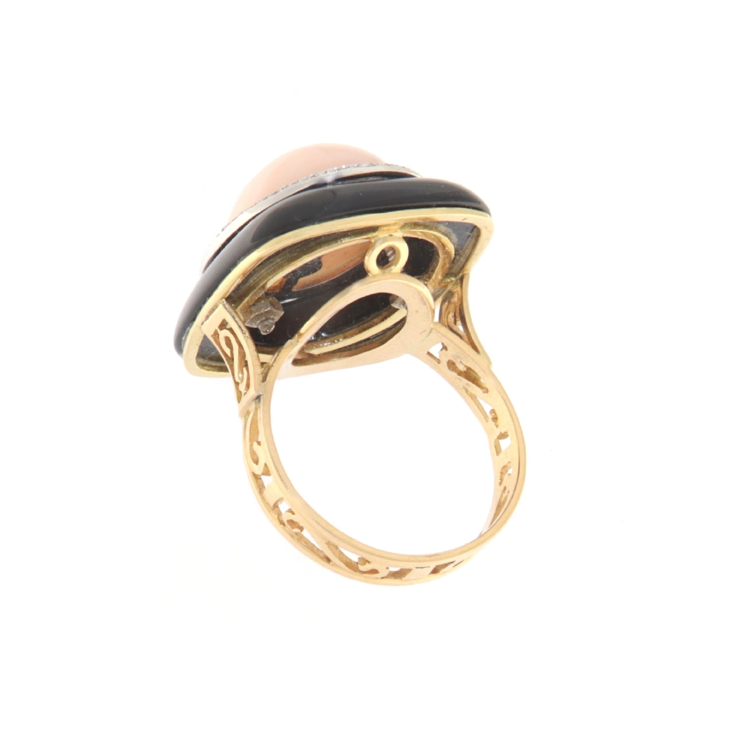 Brilliant Cut Coral Diamonds Onyx 18 Karat Yellow Gold Cocktail Ring For Sale
