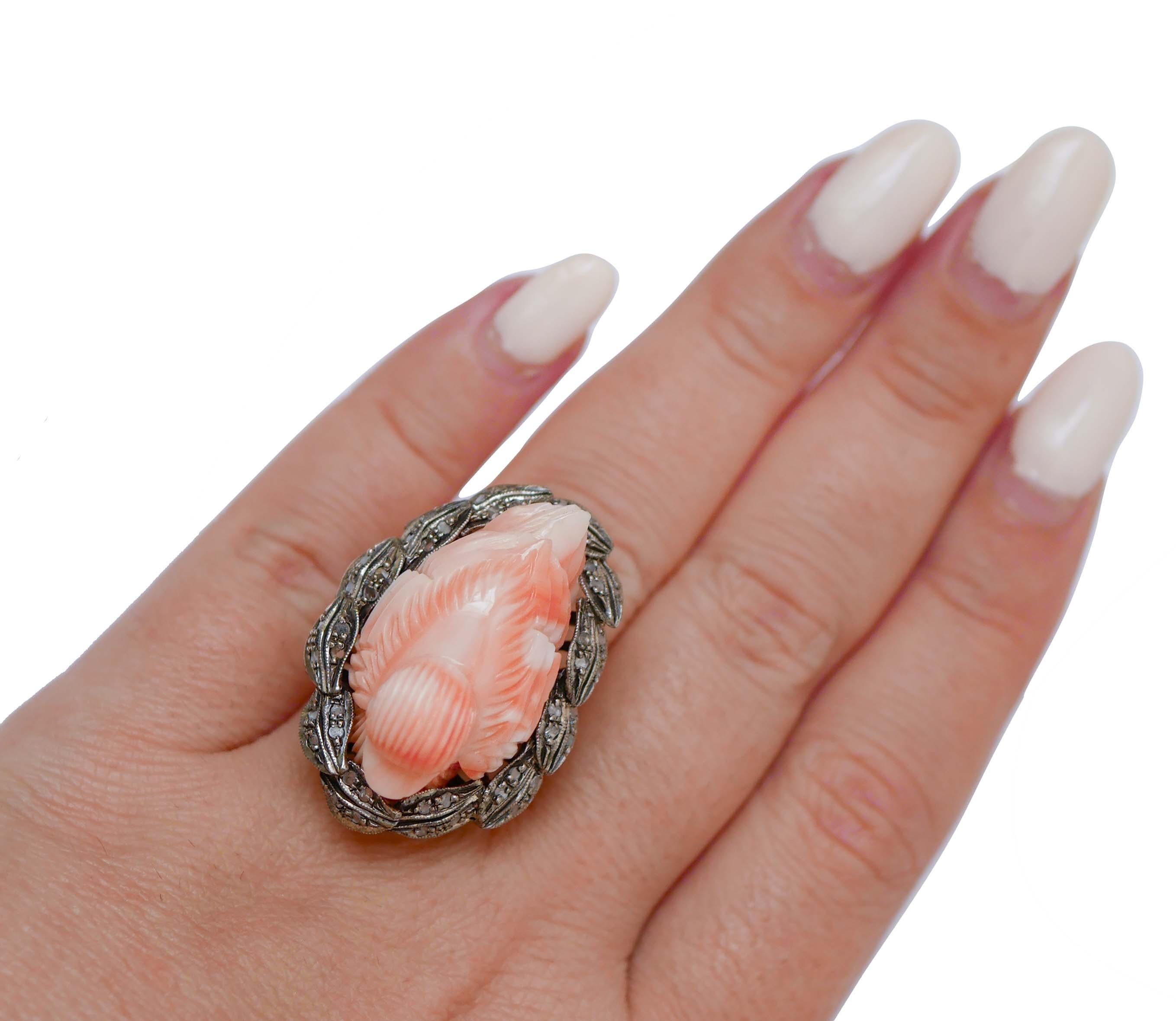 Mixed Cut Coral, Diamonds, Rose Gold and Silver Retrò Ring.