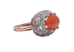 Bague en or rose, diamants et corail