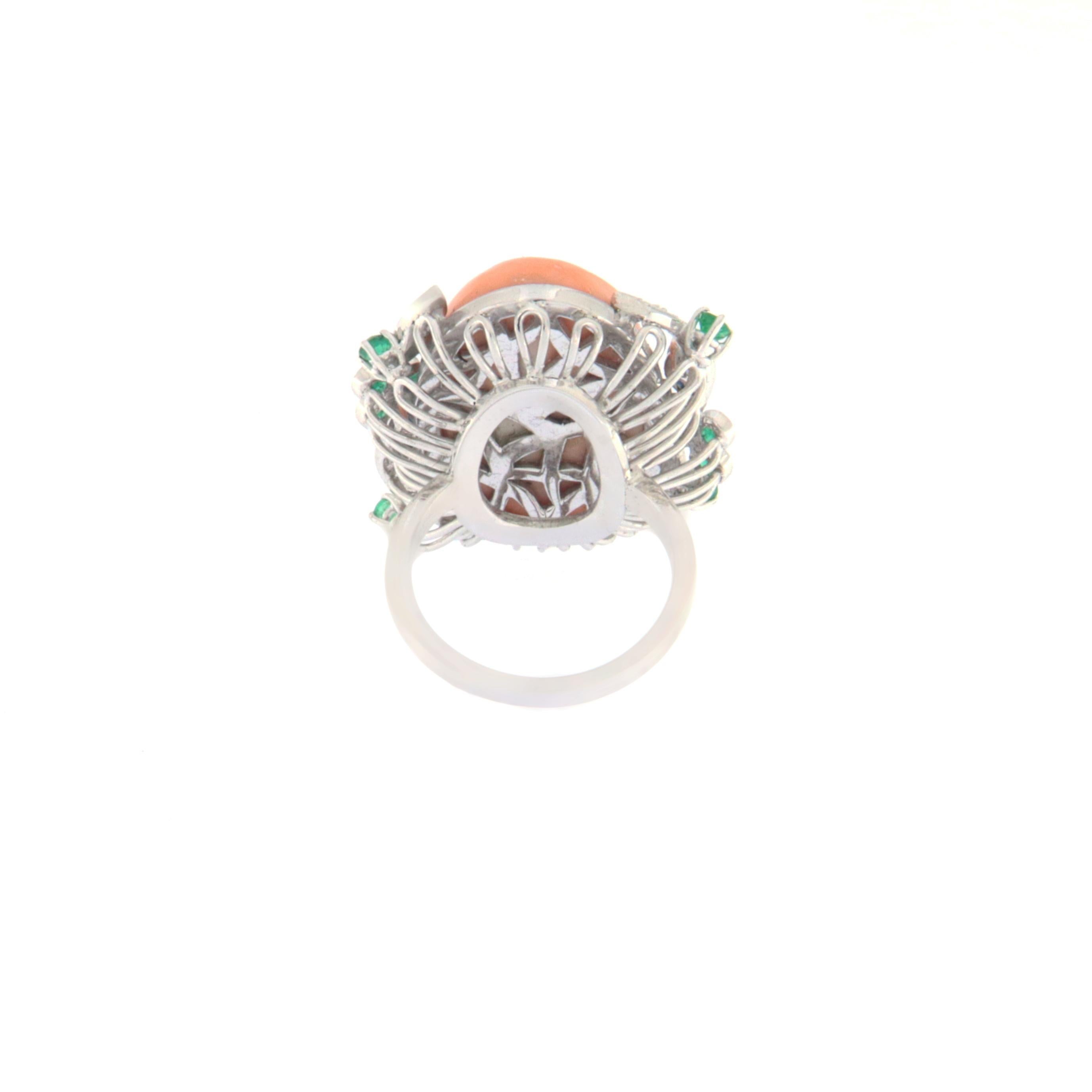 Coral Diamonds Sapphires Emeralds 18 Karat White Gold Cocktail Ring In New Condition For Sale In Marcianise, IT