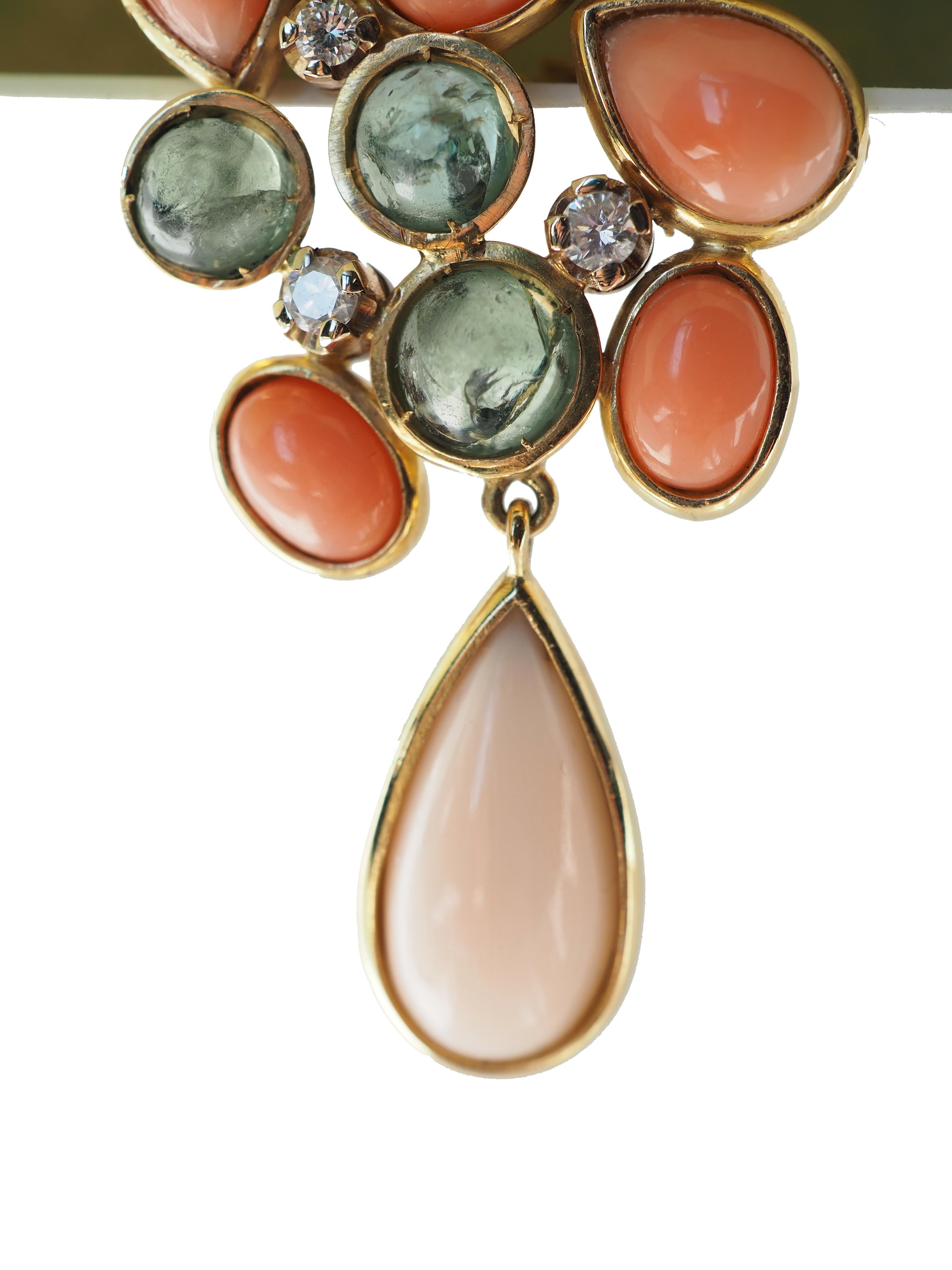 Women's Coral Diamonds Tourmaline 18 Karat Yellow Gold Earrings For Sale