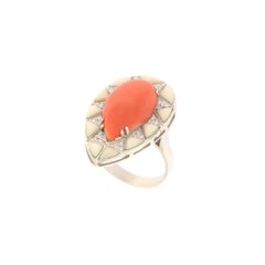 Coral Diamonds White Agate 18 Karat White Gold Cocktail Ring