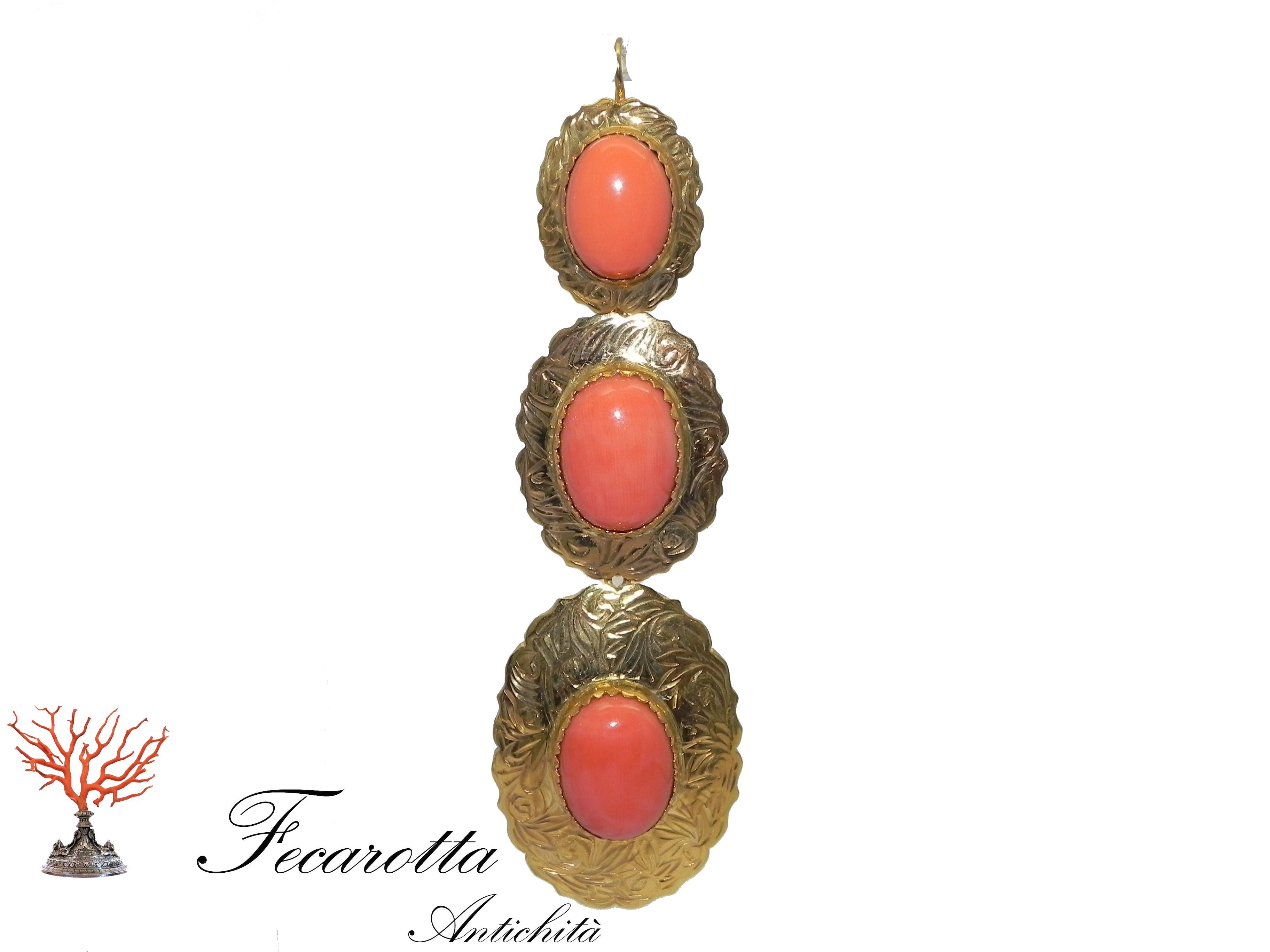 Coral Earrings with six oval cabochon pendant in gold 9kt engraving by hand by a wise italian goldsmiths.