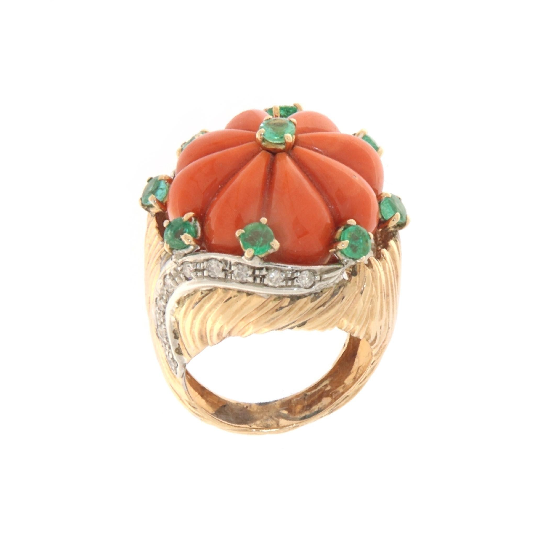 Brilliant Cut Coral Emeralds Diamonds 14 Karat Yellow Gold Cocktail Ring For Sale