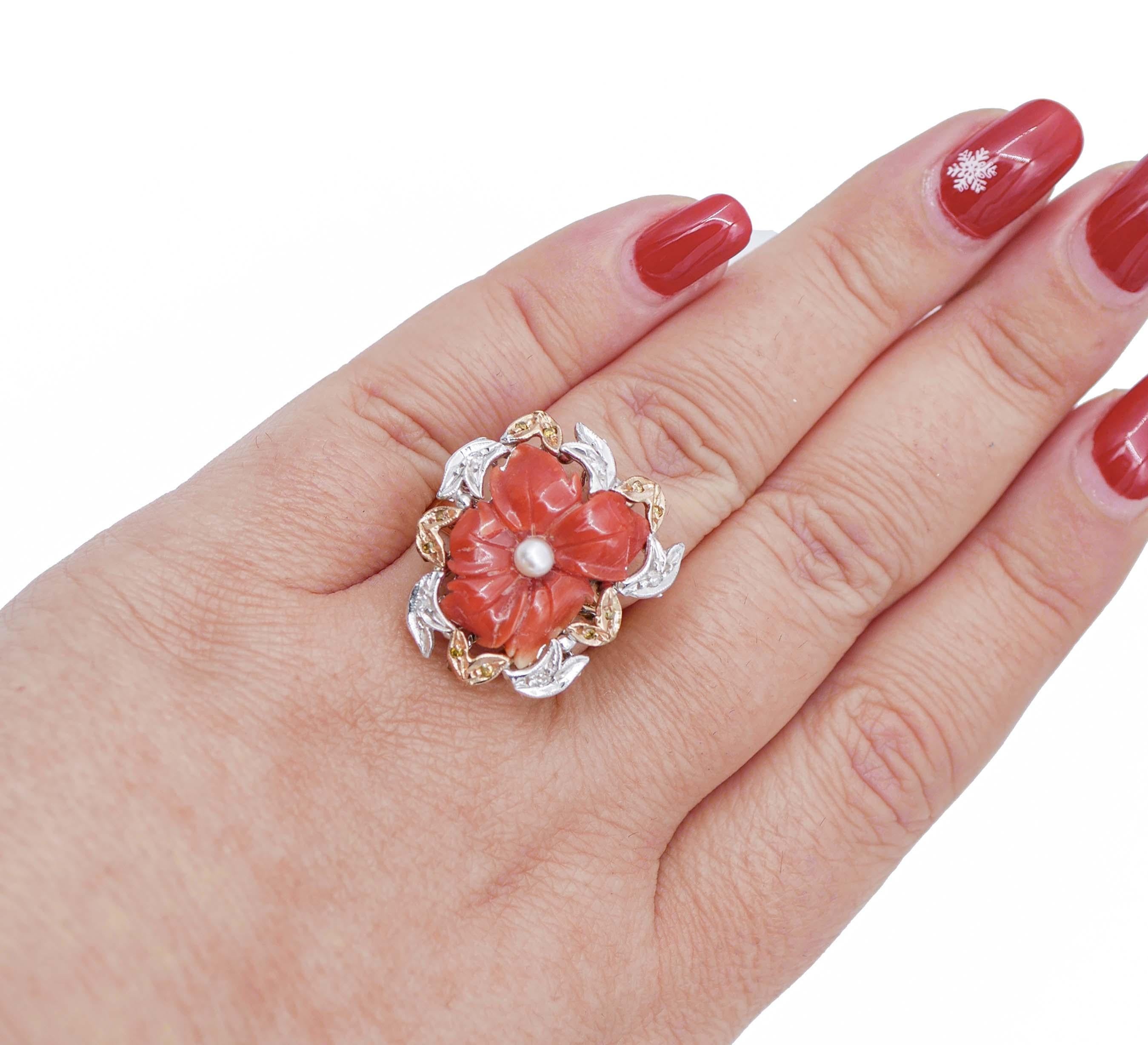 Coral, Fancy and White Diamonds, Pearls, 14 Karat White and Rose Gold Ring In Good Condition For Sale In Marcianise, Marcianise (CE)