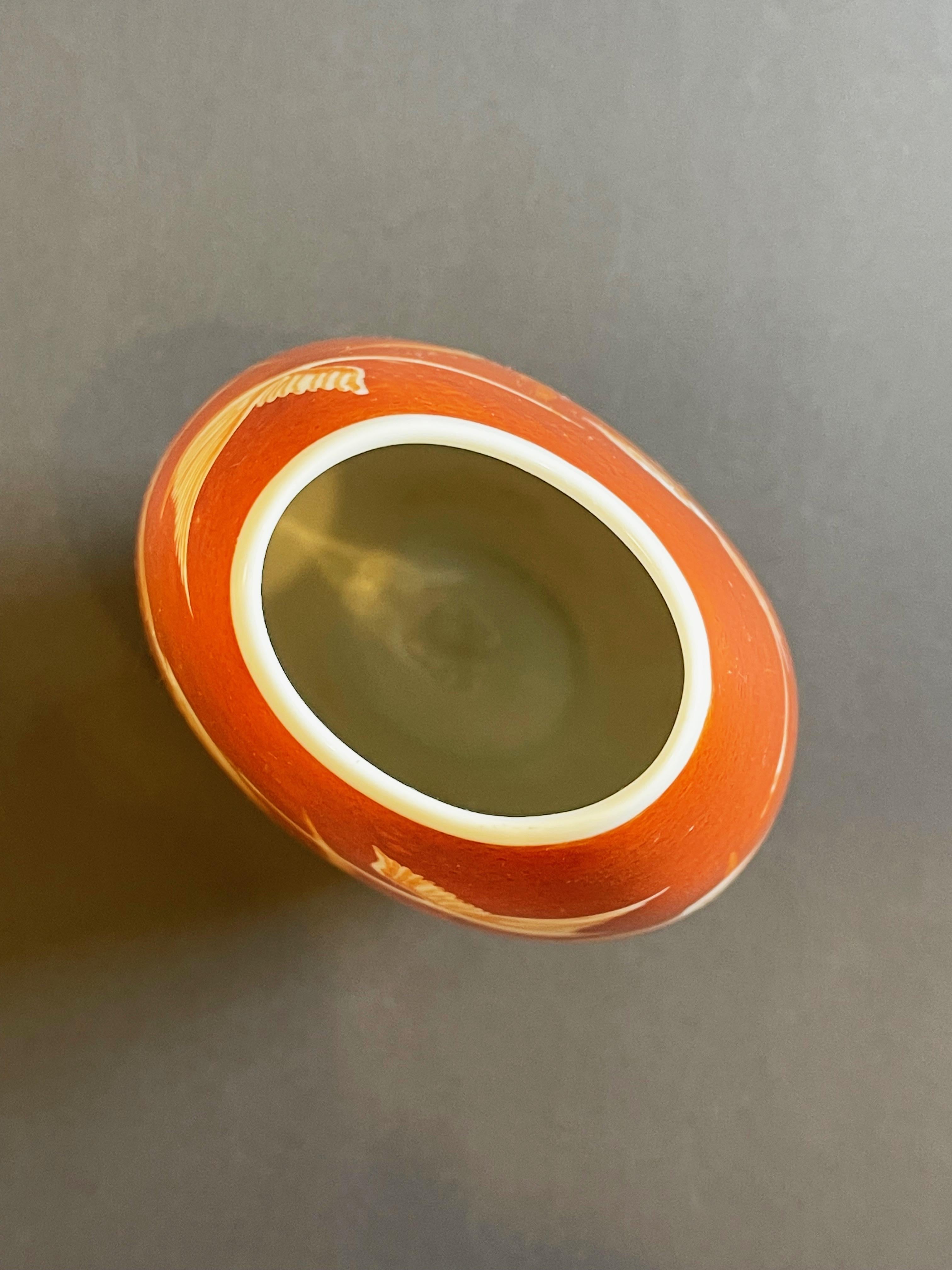 Vaso di fenicotteri e cigni in corallo di Thomas Rosenthal, dipinto a mano, 1963, Thomas Germany In condizioni buone in vendita a Andernach, DE