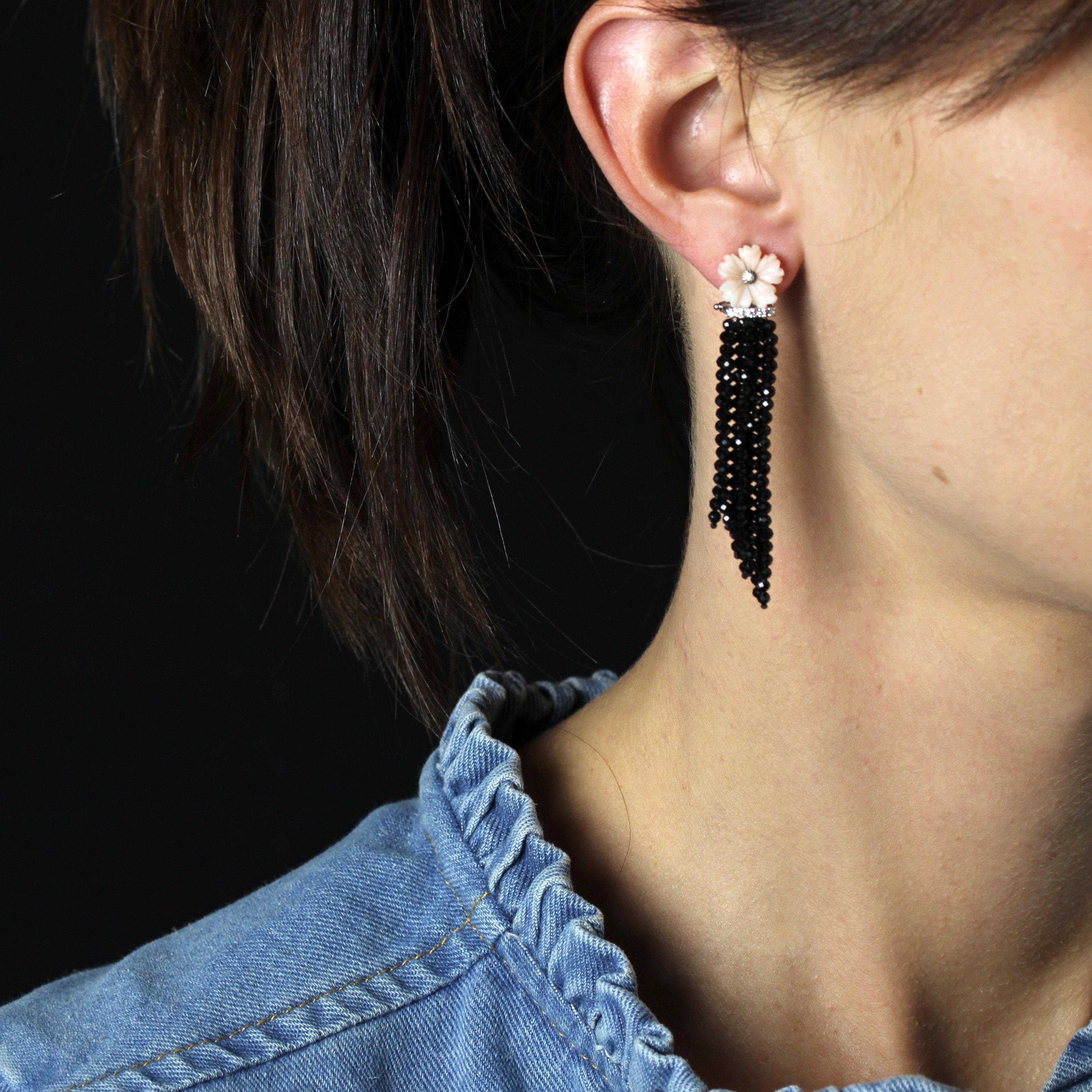 De las mujeres Pendientes Colgantes Flor Coral Diamantes Espinela Negra Oro Blanco 18 k en venta