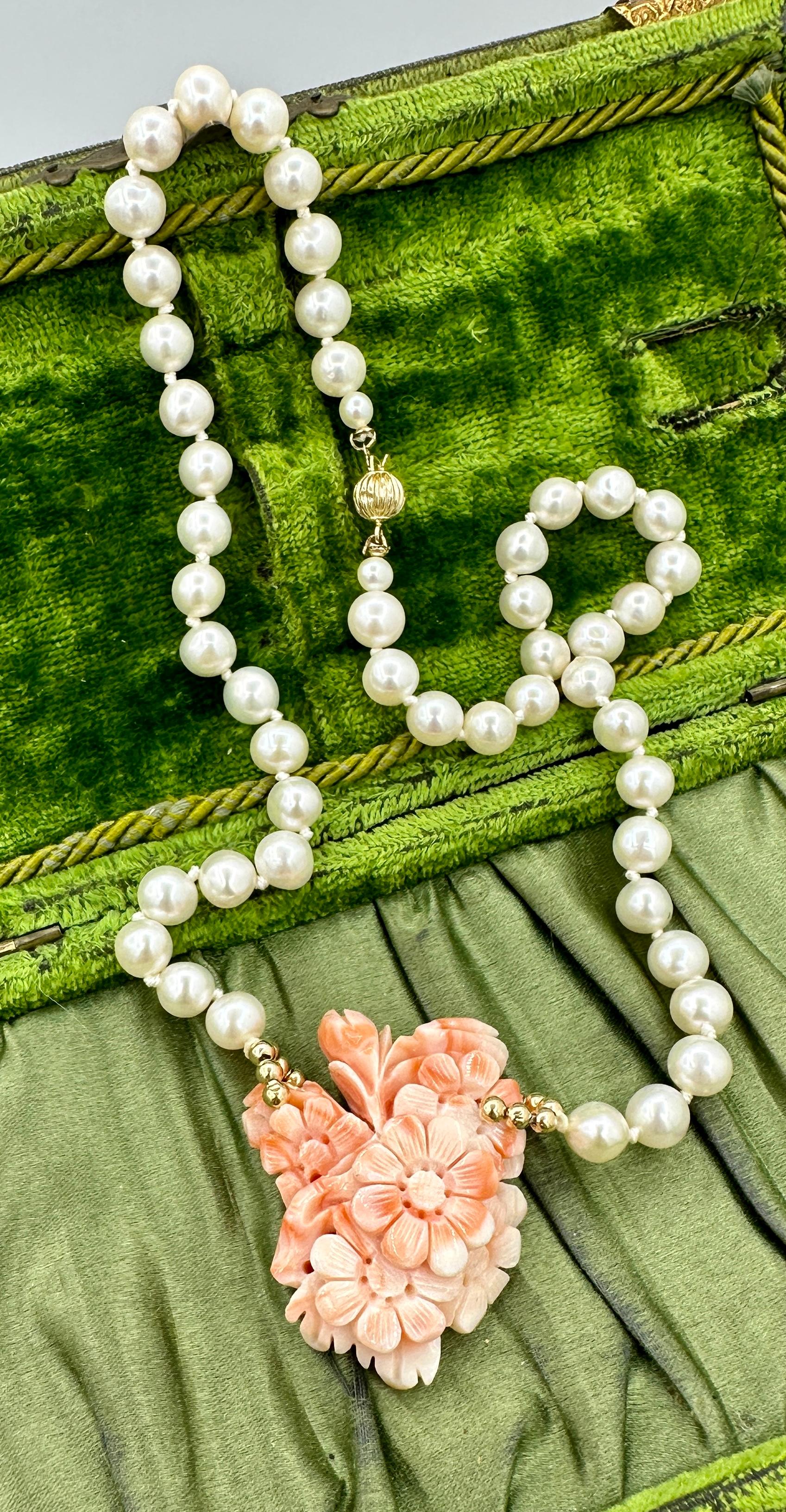 Collier Fleur de Corail Perle Or 14 carats Bouquet de fleurs de corail sculpté à la main Pour femmes en vente