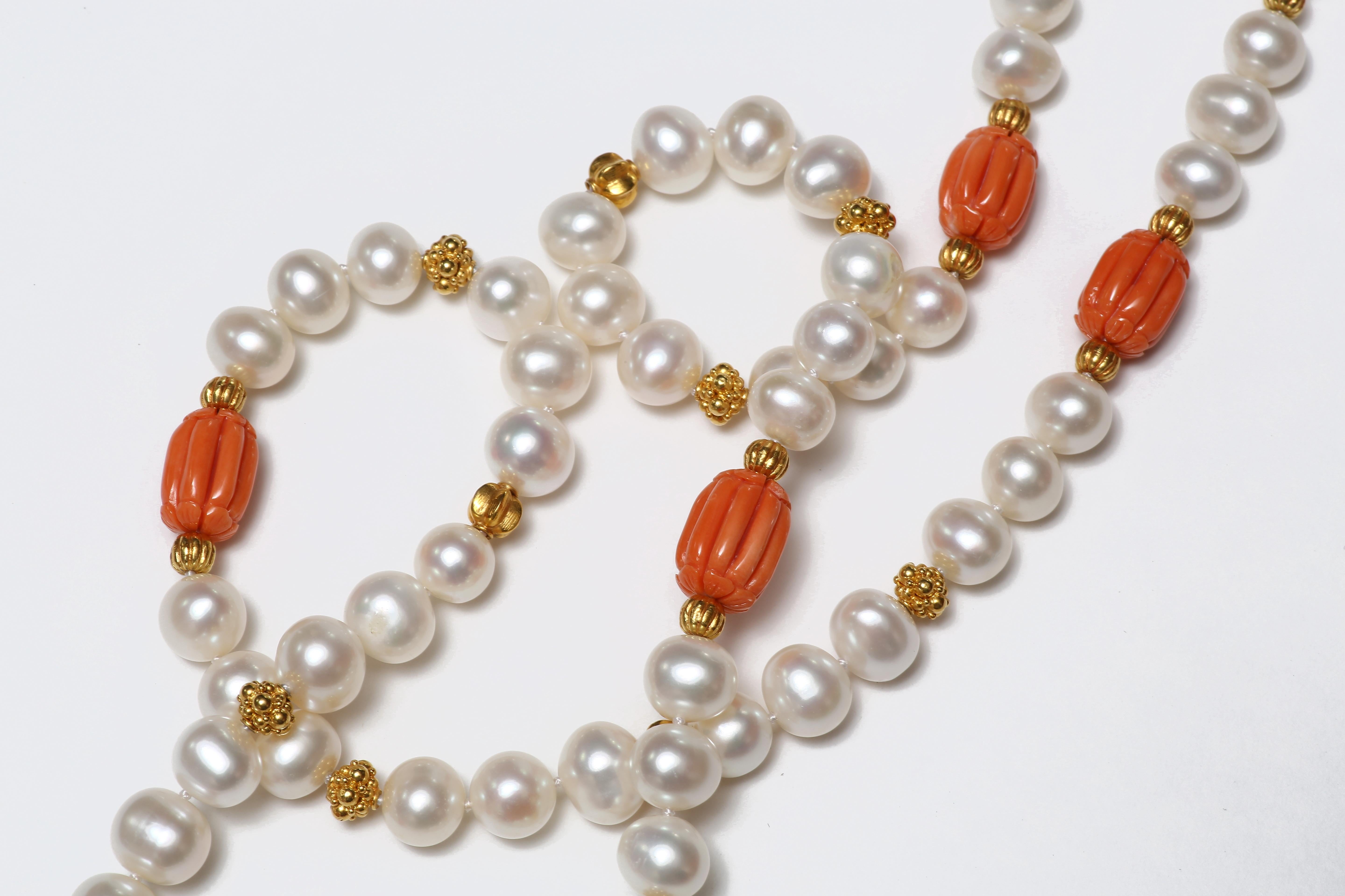 Perle Collier en corail, perles d'eau douce et or en vente