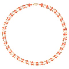 Collier ras du cou vintage en or jaune 14 carats avec perles d'eau douce et corail