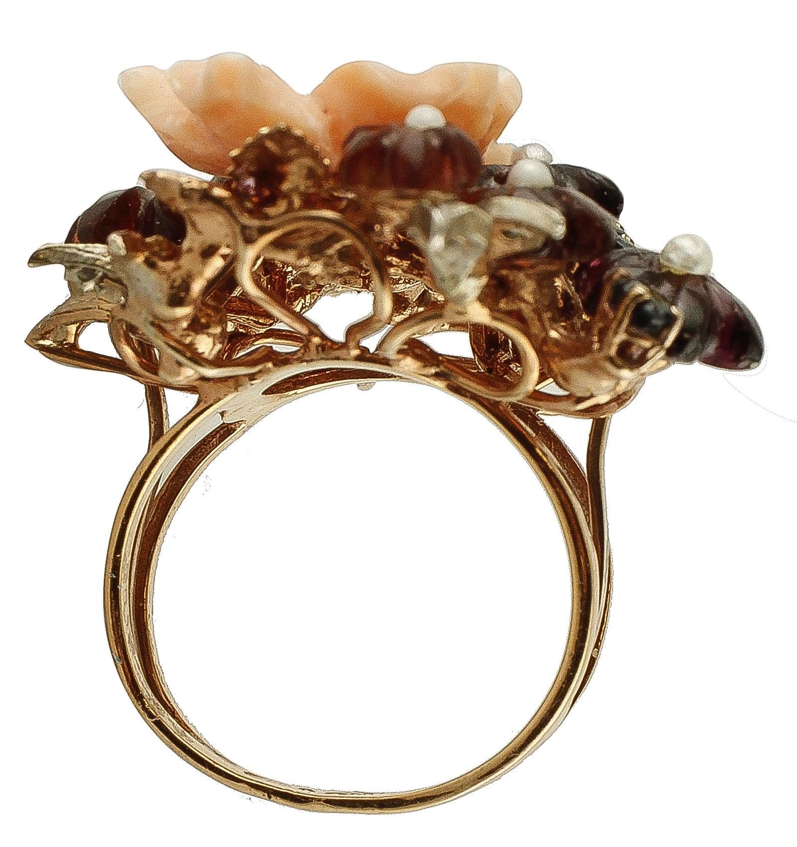 Coral & Garnet Flowers, Diamonds, Blue Sapphires, Pearls Rose Gold & Silver Ring In Excellent Condition In Marcianise, Marcianise (CE)