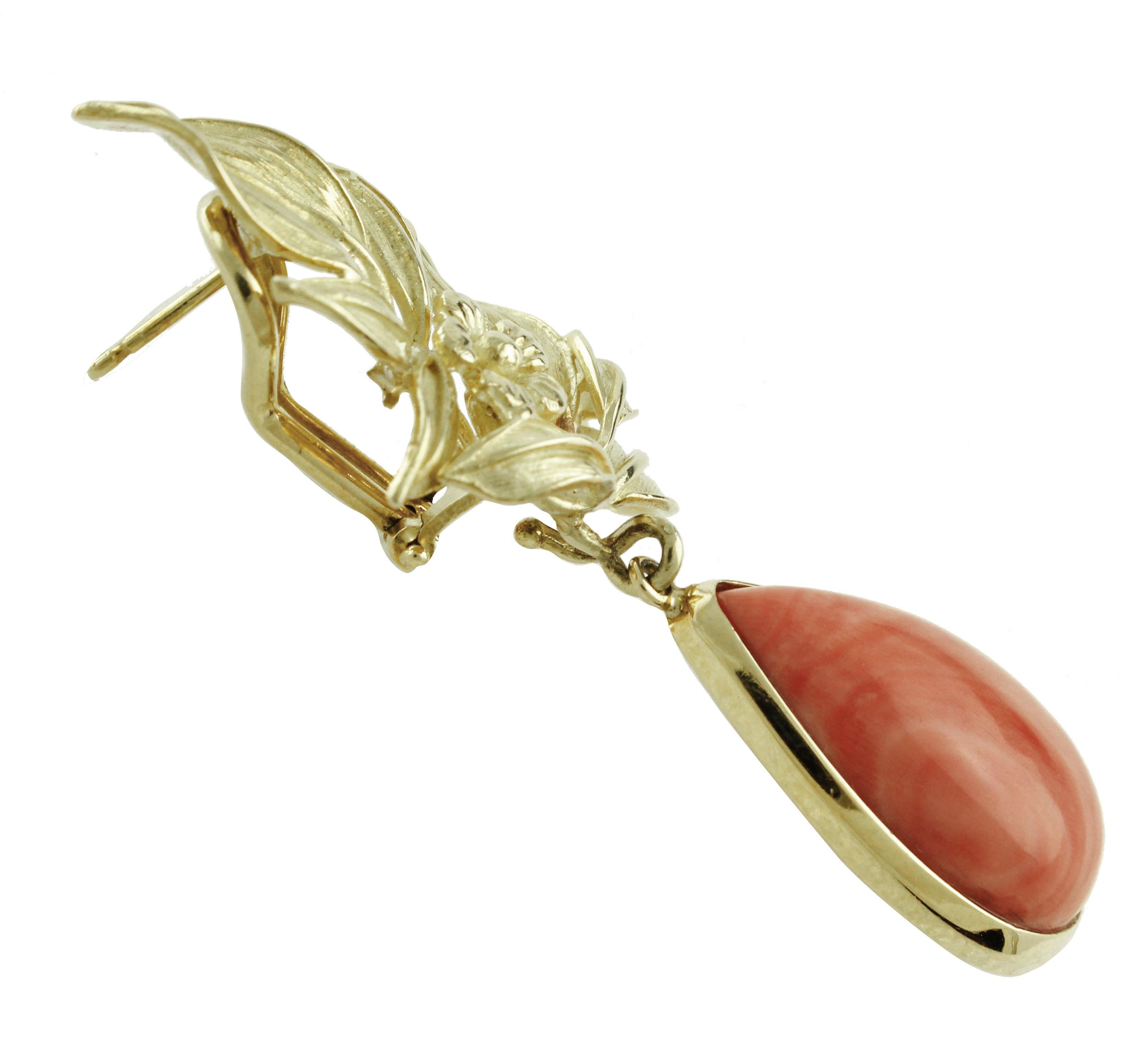 Retro Orange Coral Drops, 18K Yellow Gold Leaves Shape, Drop Movable Earrings For Sale