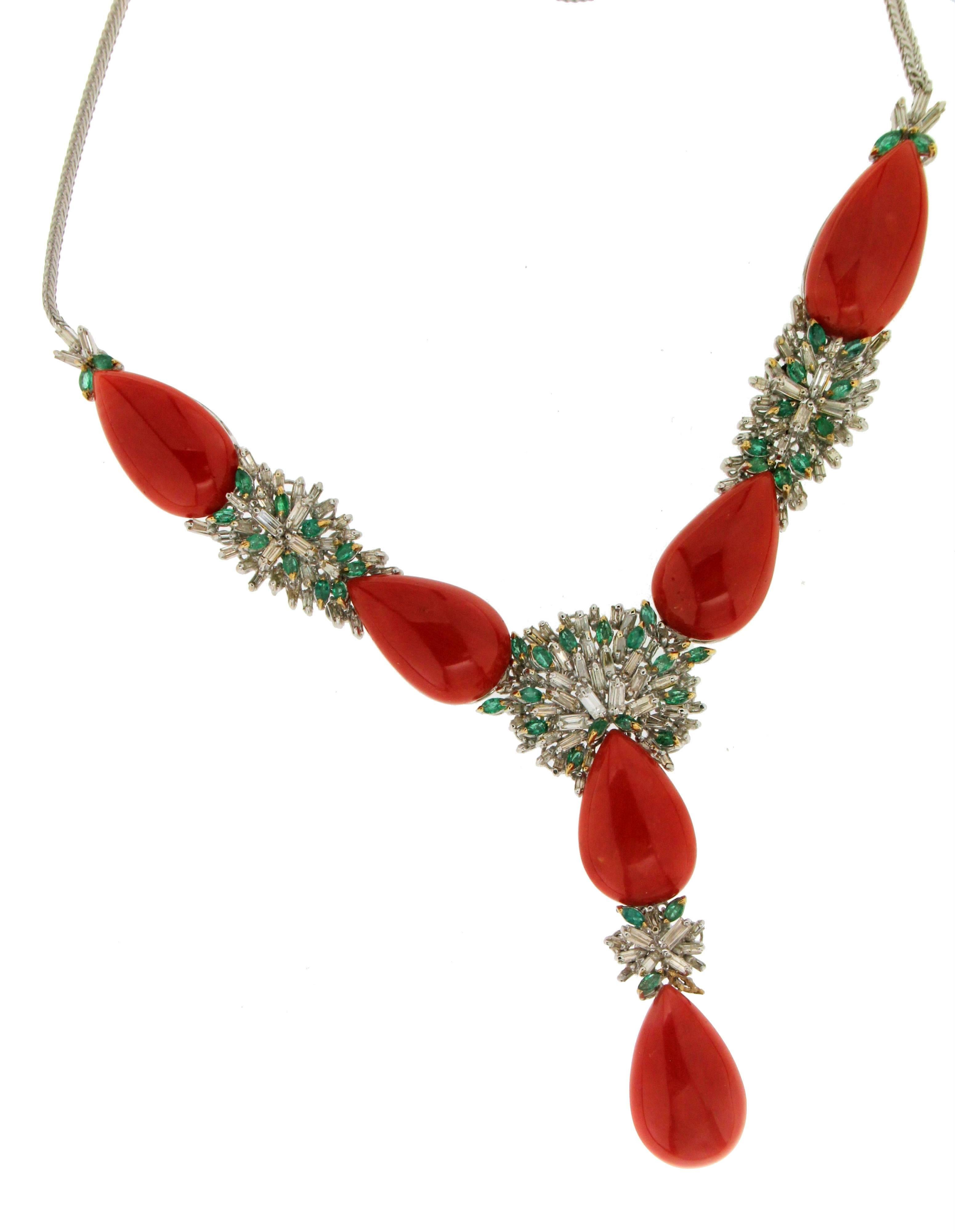 Women's or Men's Coral Gold 18 karat Diamonds Emeralds Drop Necklace