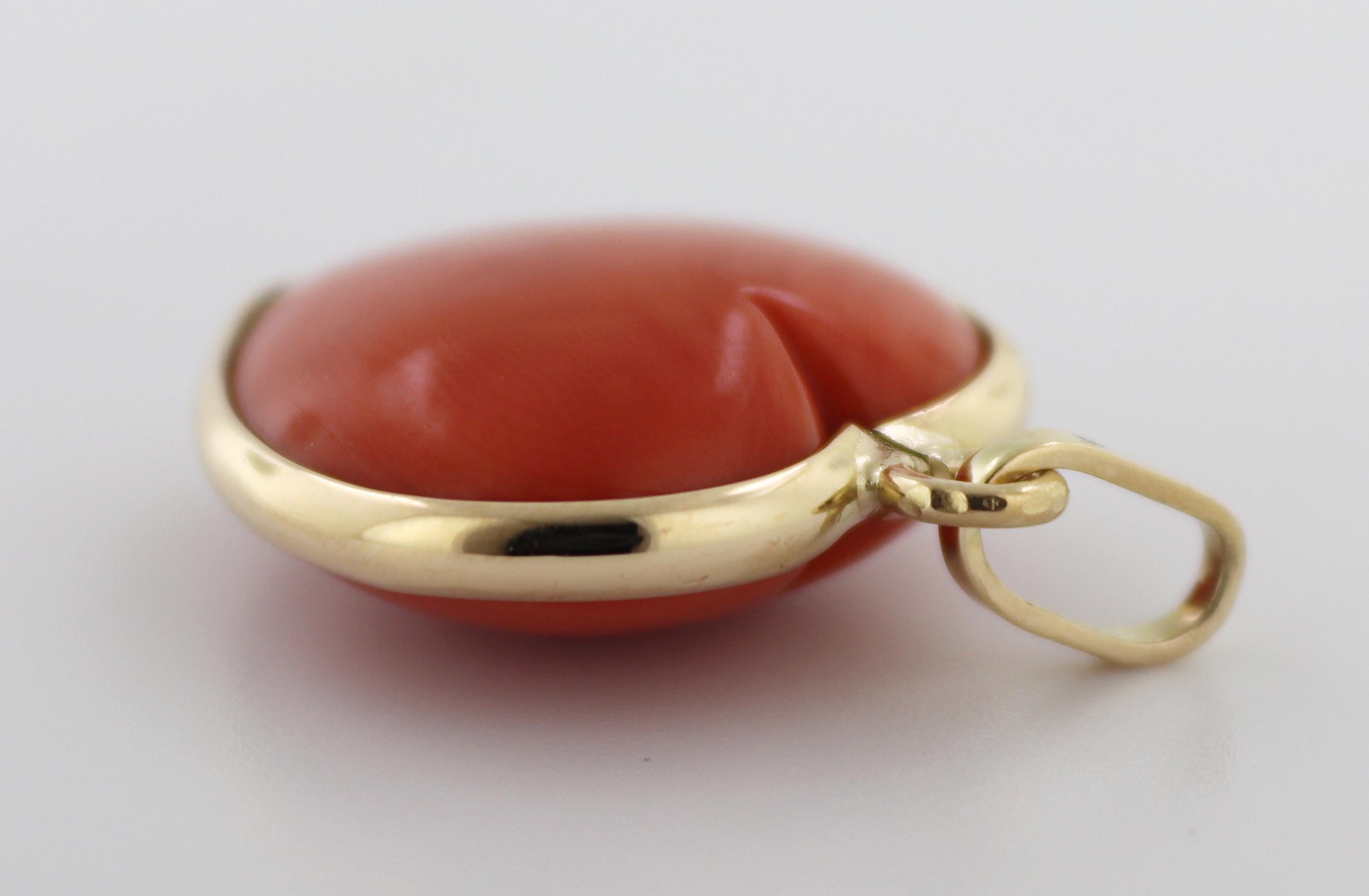 Korallenherz-Anhänger aus 18 Karat Gelbgold für Damen oder Herren im Angebot