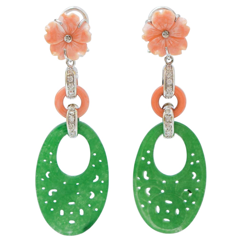 Corail, Jade, Diamants, Boucles d'oreilles en or blanc 14 carats.