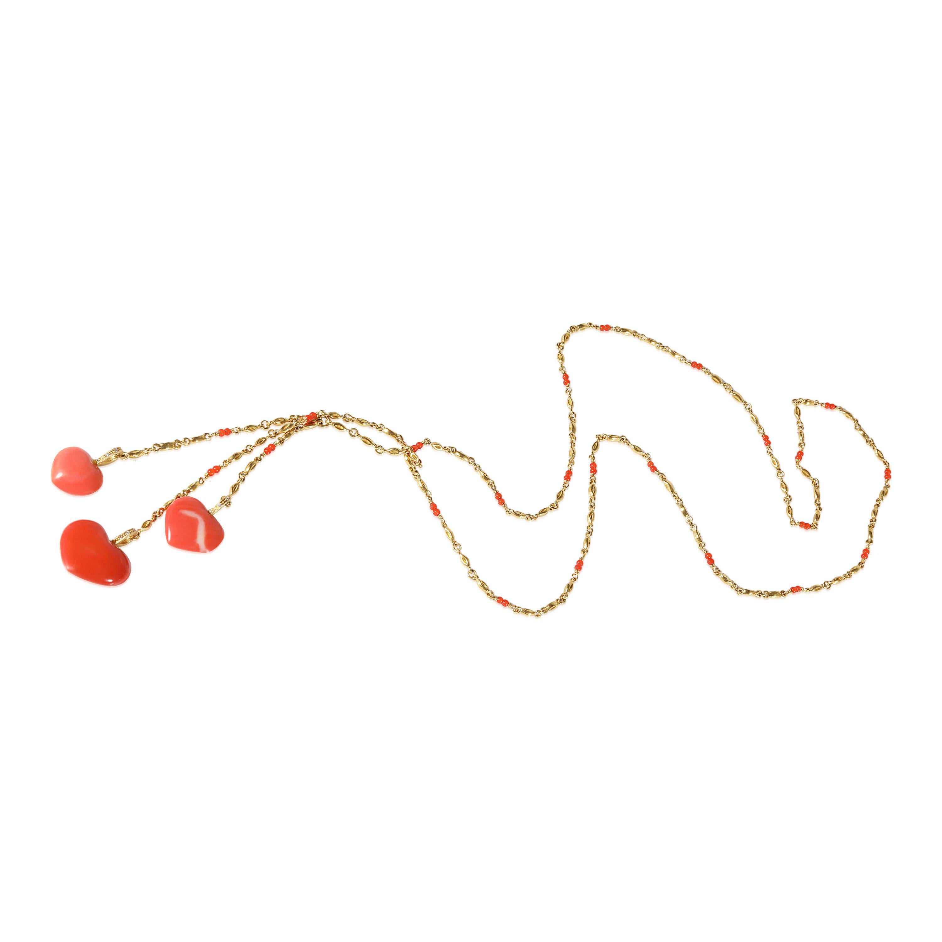 Coral Lariat Necklace with Hearts Necklace in 20k Yellow Gold In Excellent Condition For Sale In New York, NY