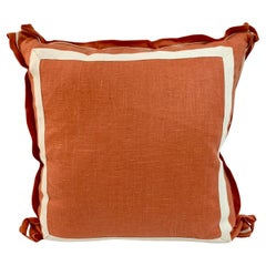 Coussin géométrique en lin corail