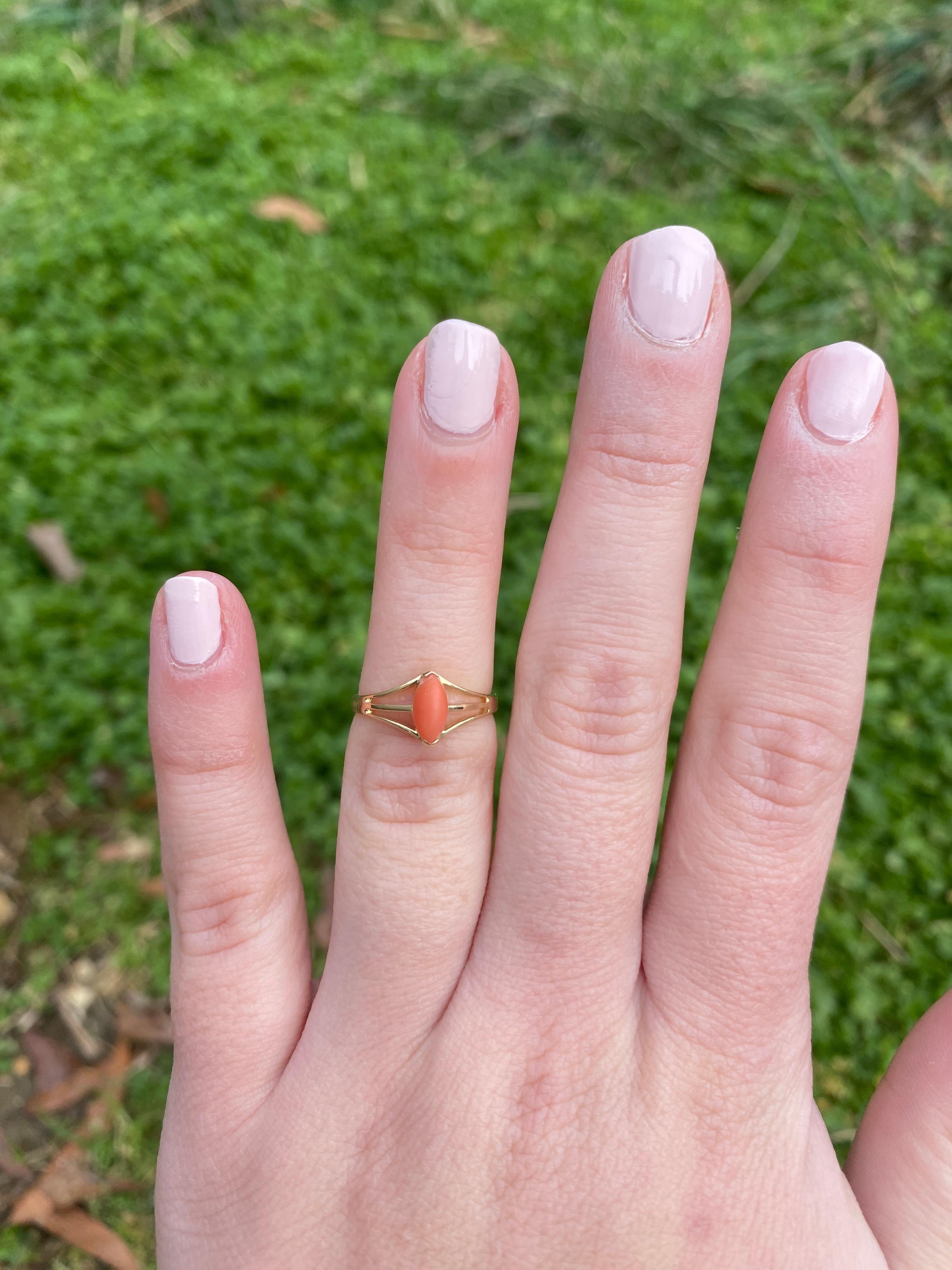 Anello Coral Marquise Navette, oro giallo 14k, misura 4,5 in vendita 3