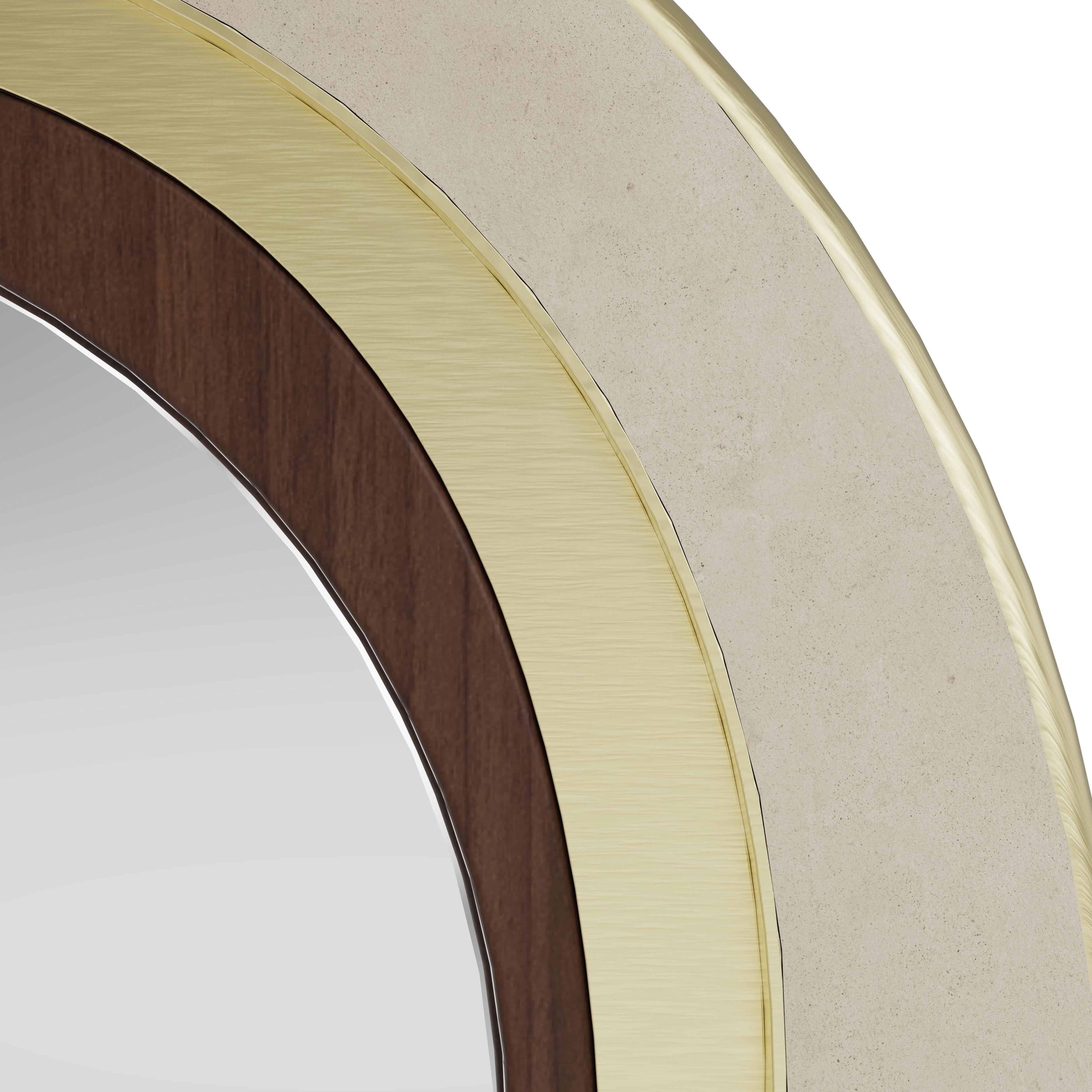 Moderne Coral Mirror by Nolita Harbour: Glass Mirror set in Brass-Plaster coral Frame en vente