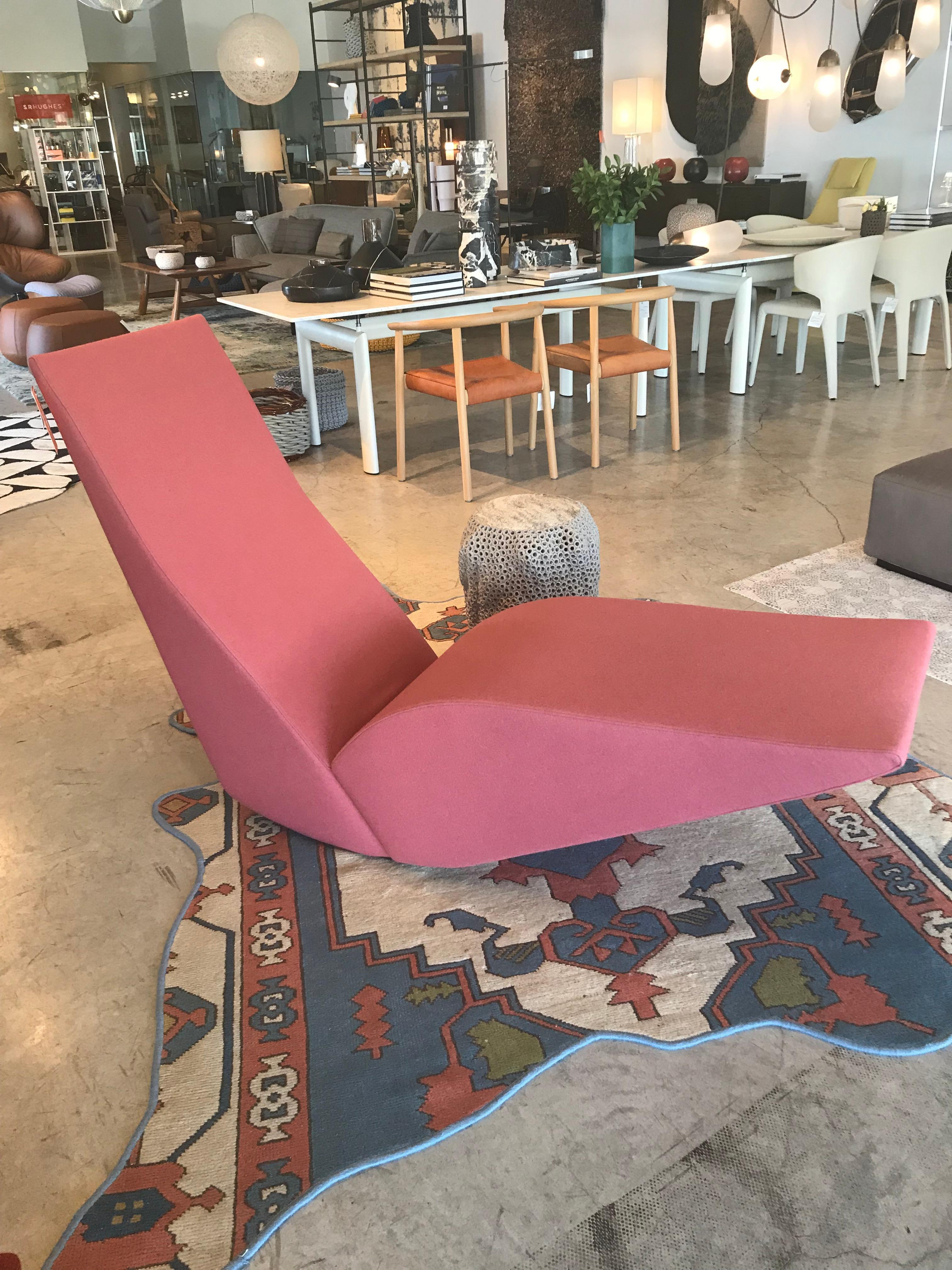 Bird chaise by Tom Dixon is a bold, modern, sculptural piece that makes a statement and is destined to bring color to your home, lobby, entry or break out area. The very rare and unusual furniture typology of the rocking chaise loungeis explored