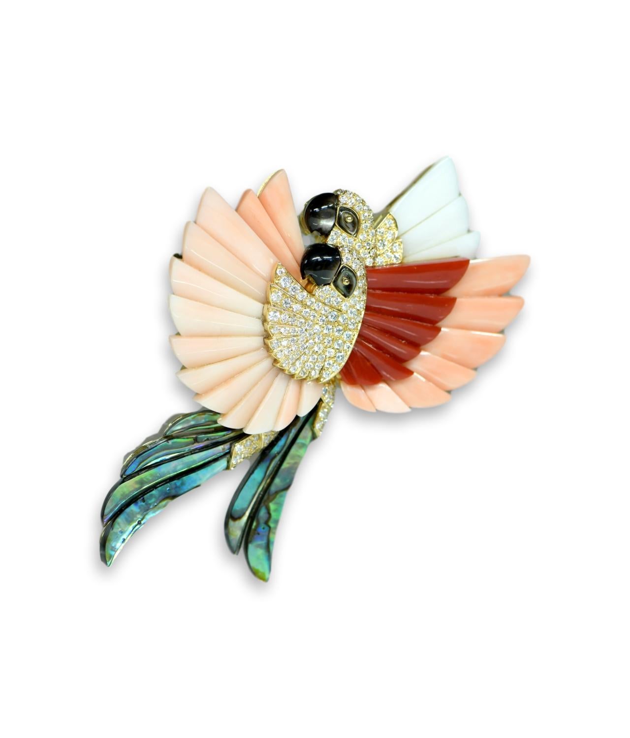 Papagei-Brosche aus Koralle mit Perlmutt-Diamant und Onyx für Damen oder Herren im Angebot
