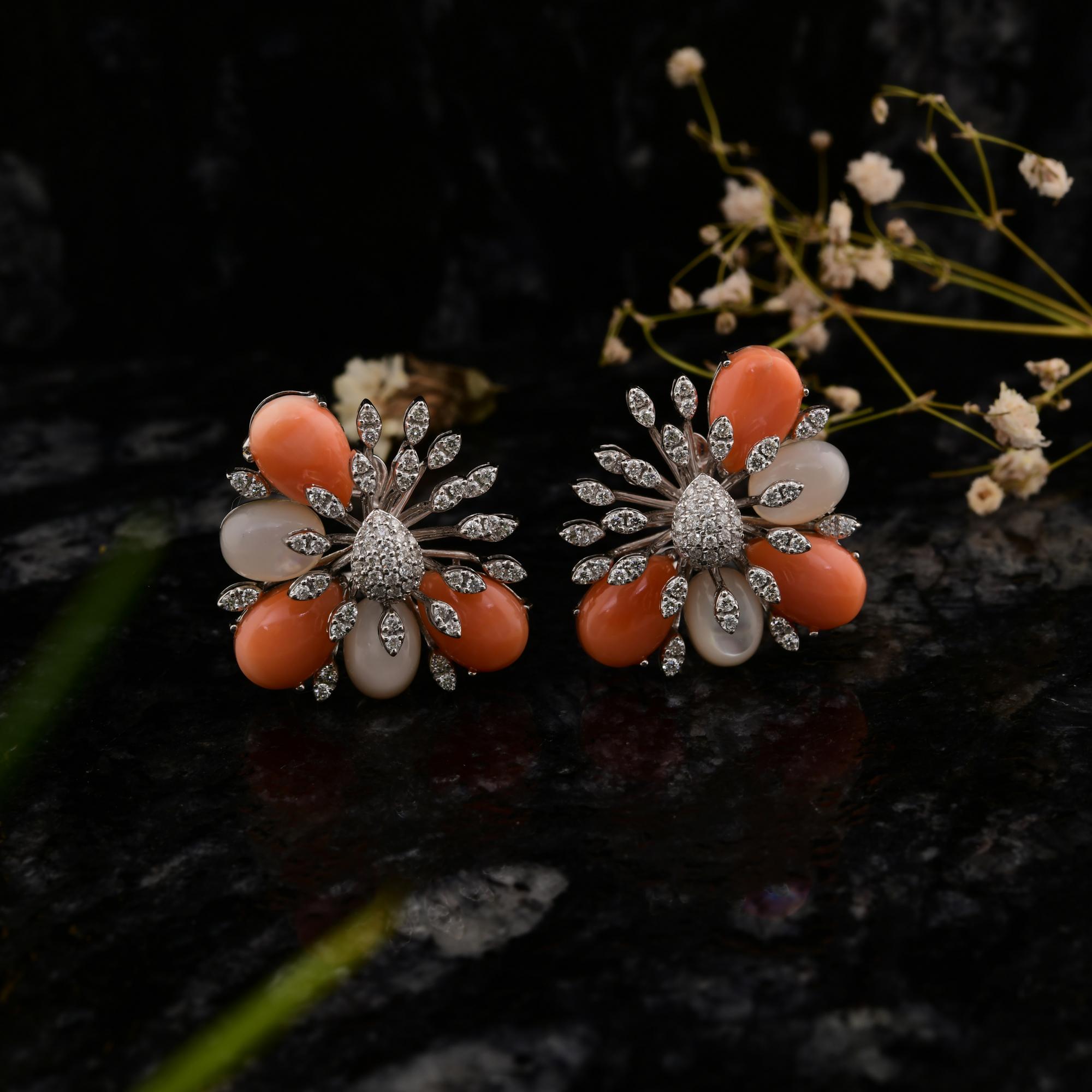 Taille brillant Boucles d'oreilles Corail Nacre Diamant SI/H Or blanc 14 carats en vente