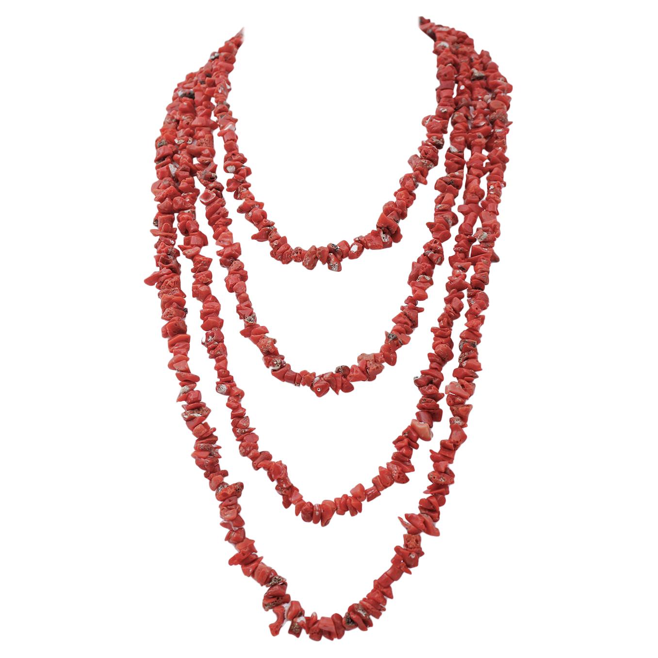 Collier multibrins en corail