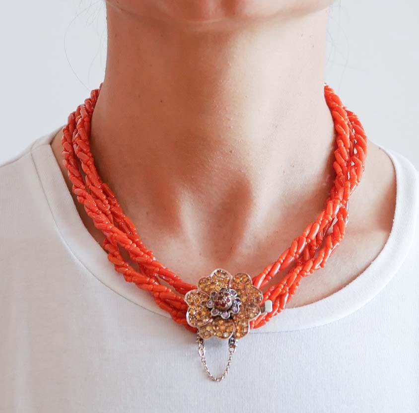 Coral, Multicolor Sapphires, Rose Gold and Silver Necklace. In Good Condition For Sale In Marcianise, Marcianise (CE)