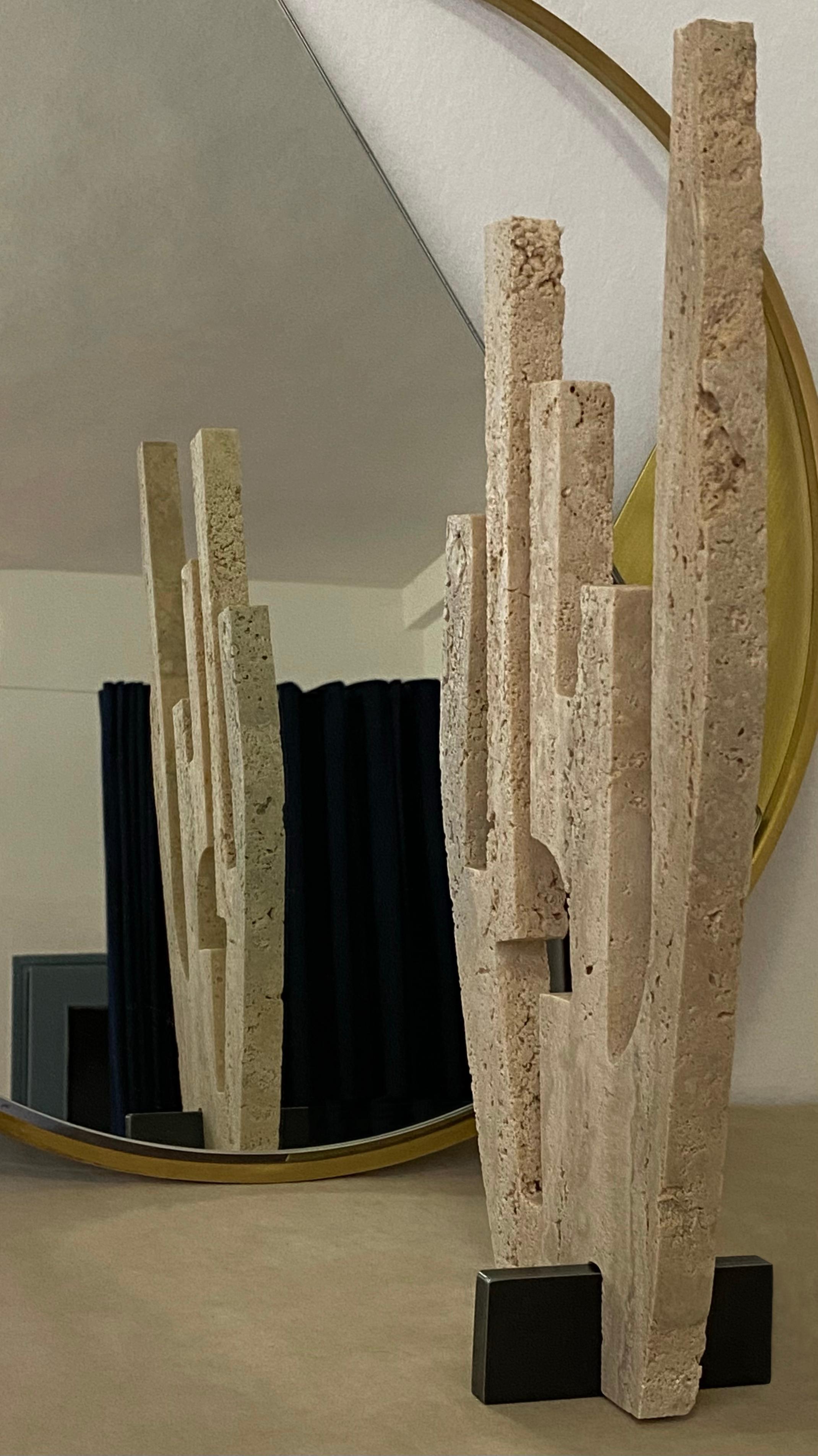Scultura Travertino contemporanea in edizione limitata, Coral V1 di Edizione Limitata In condizioni Nuovo in vendita a Milano, IT