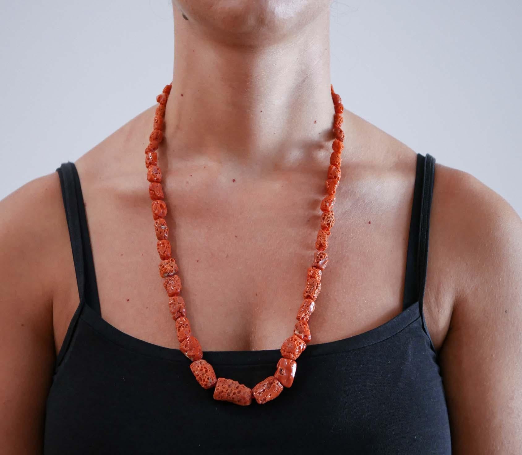 Collana di corallo. In condizioni buone in vendita a Marcianise, Marcianise (CE)
